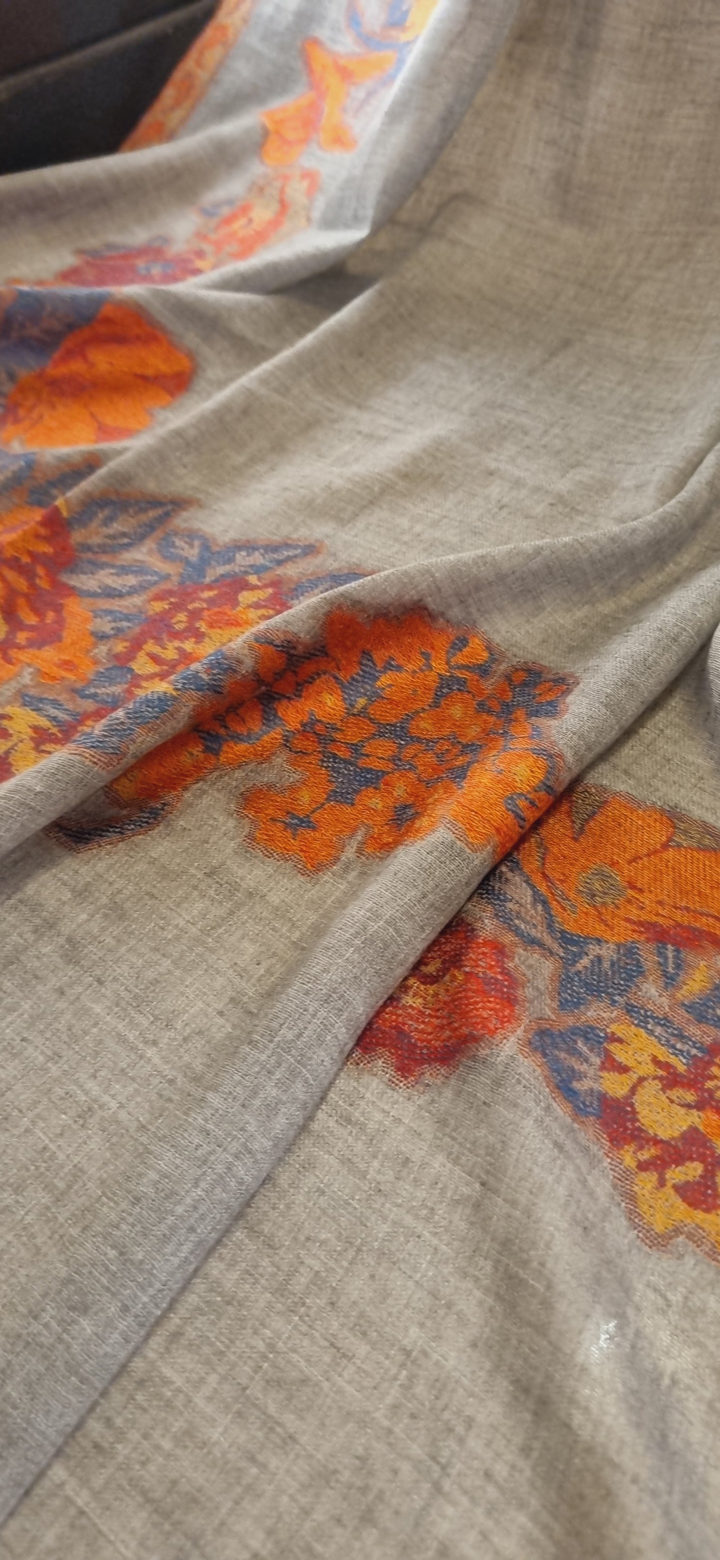 Woolen pashmina kaani shawl