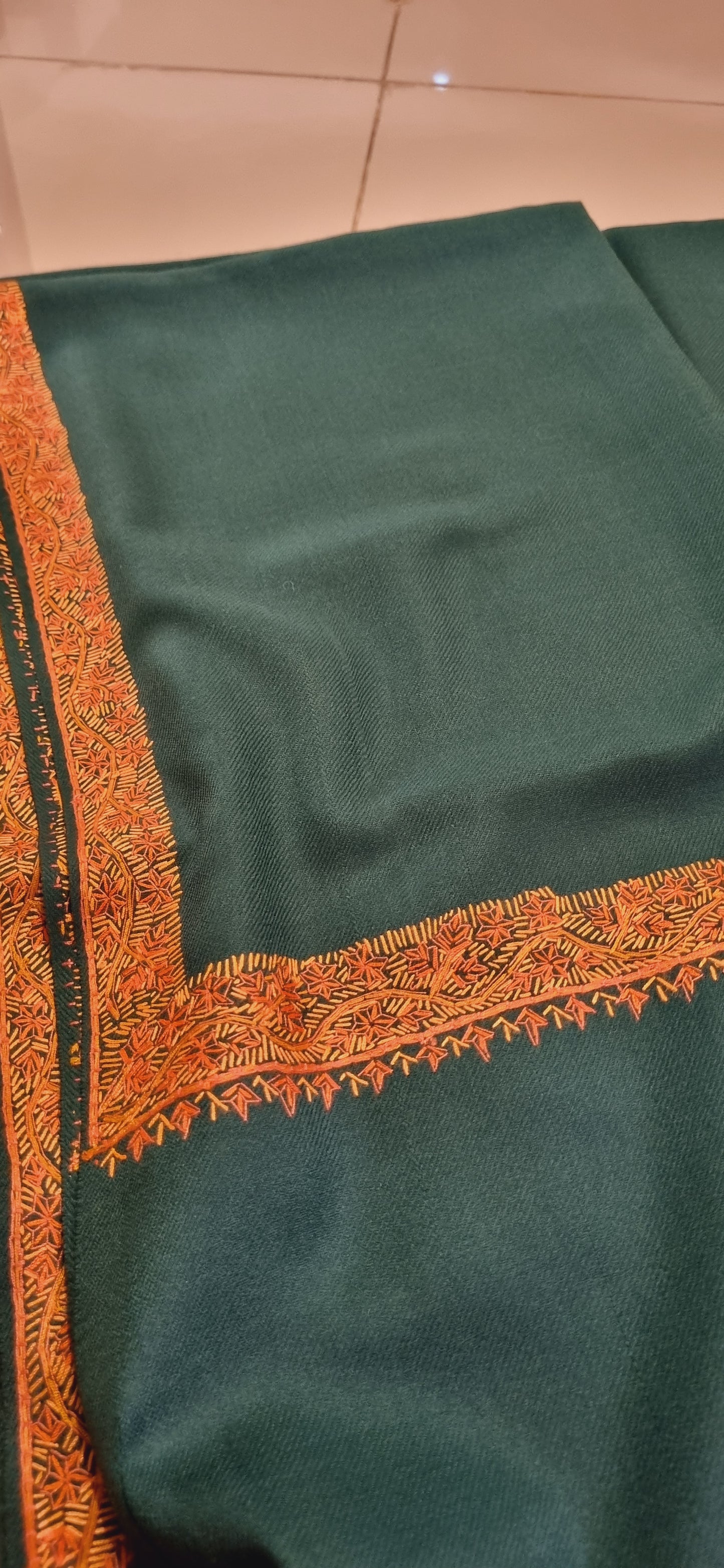 Sui embroidered pashmina shawls