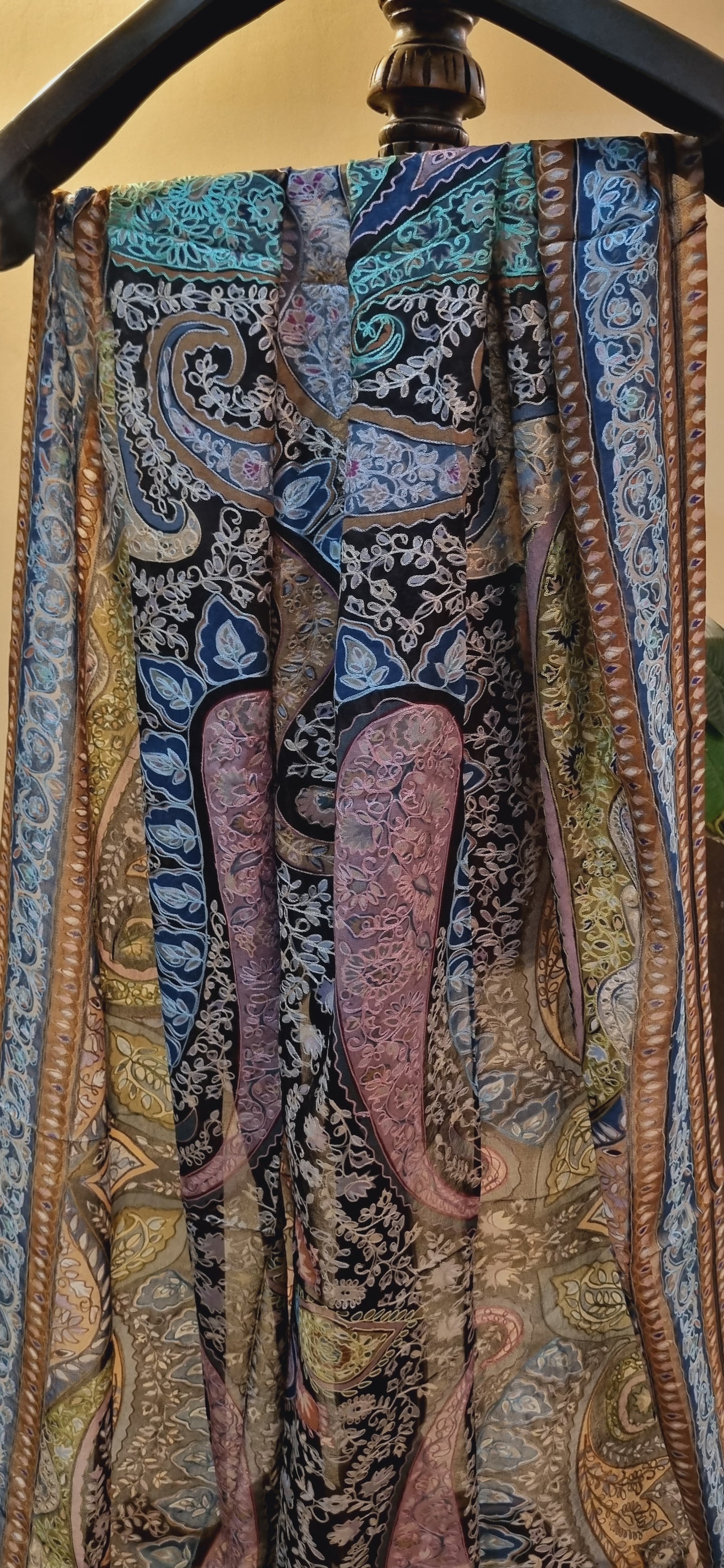 Silk Reelkar shawl