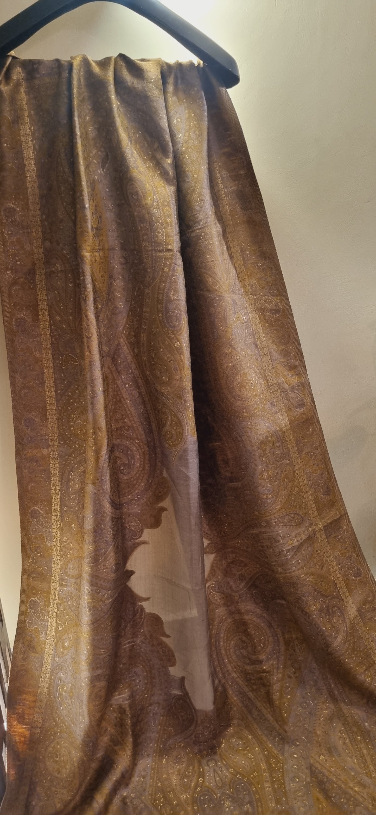 Silk kaani shawl