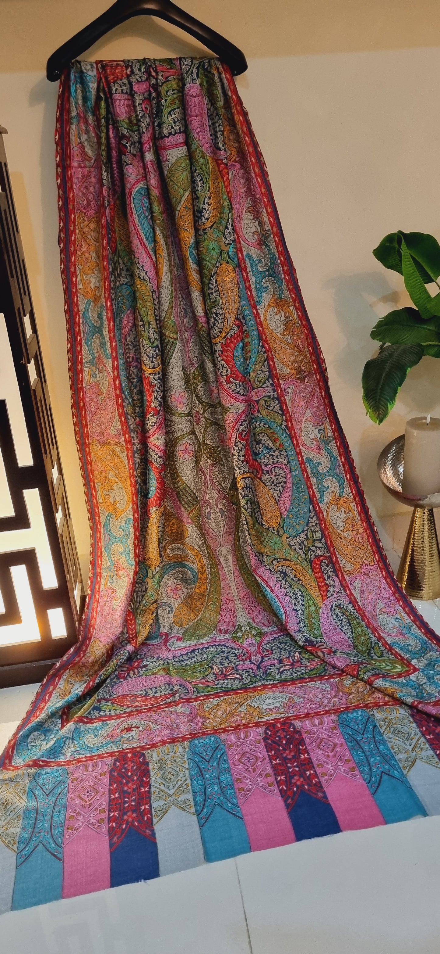 Reelkar embroidered pashmina shawl