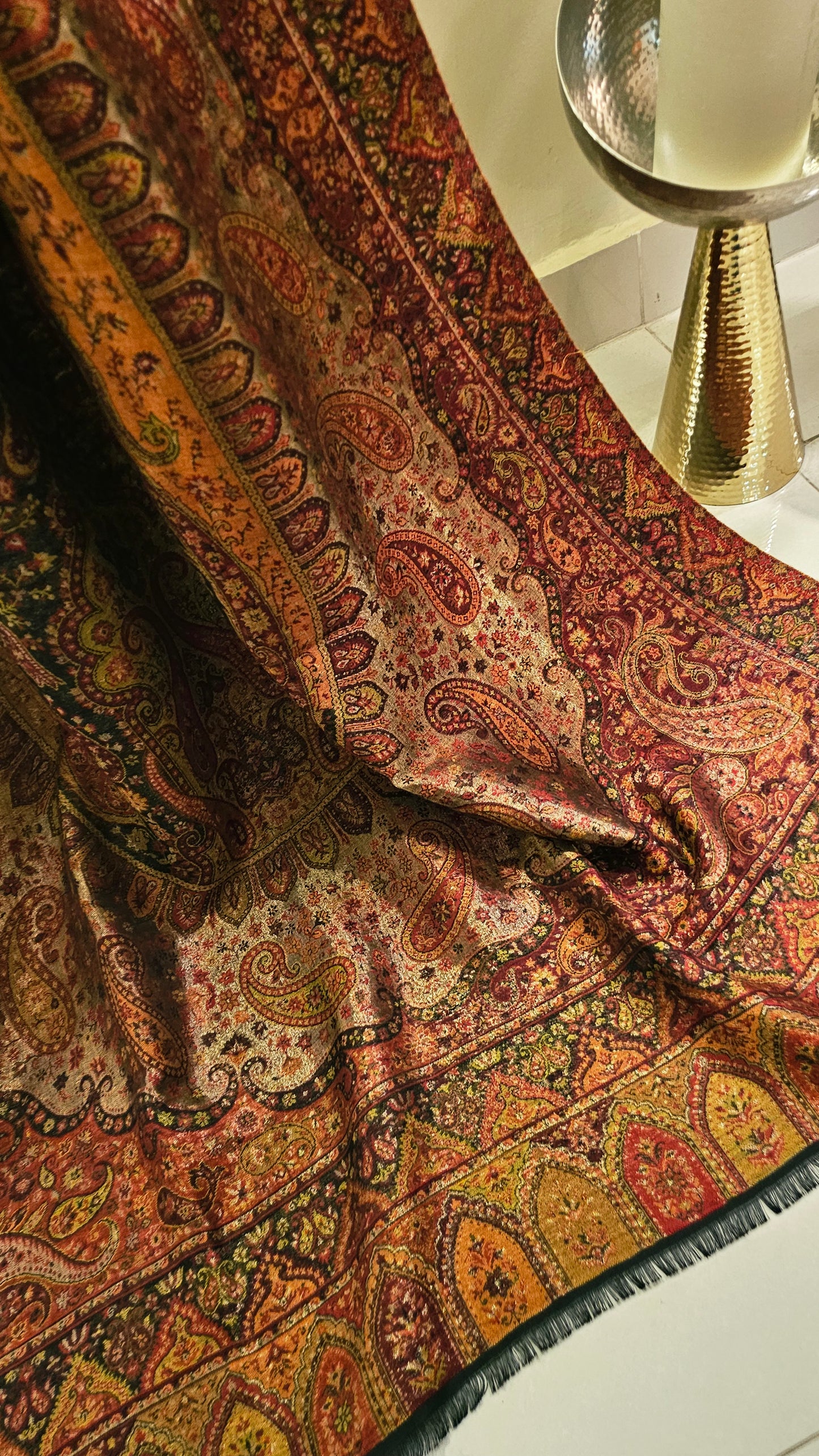 Gandhara reversible kaani: shawl