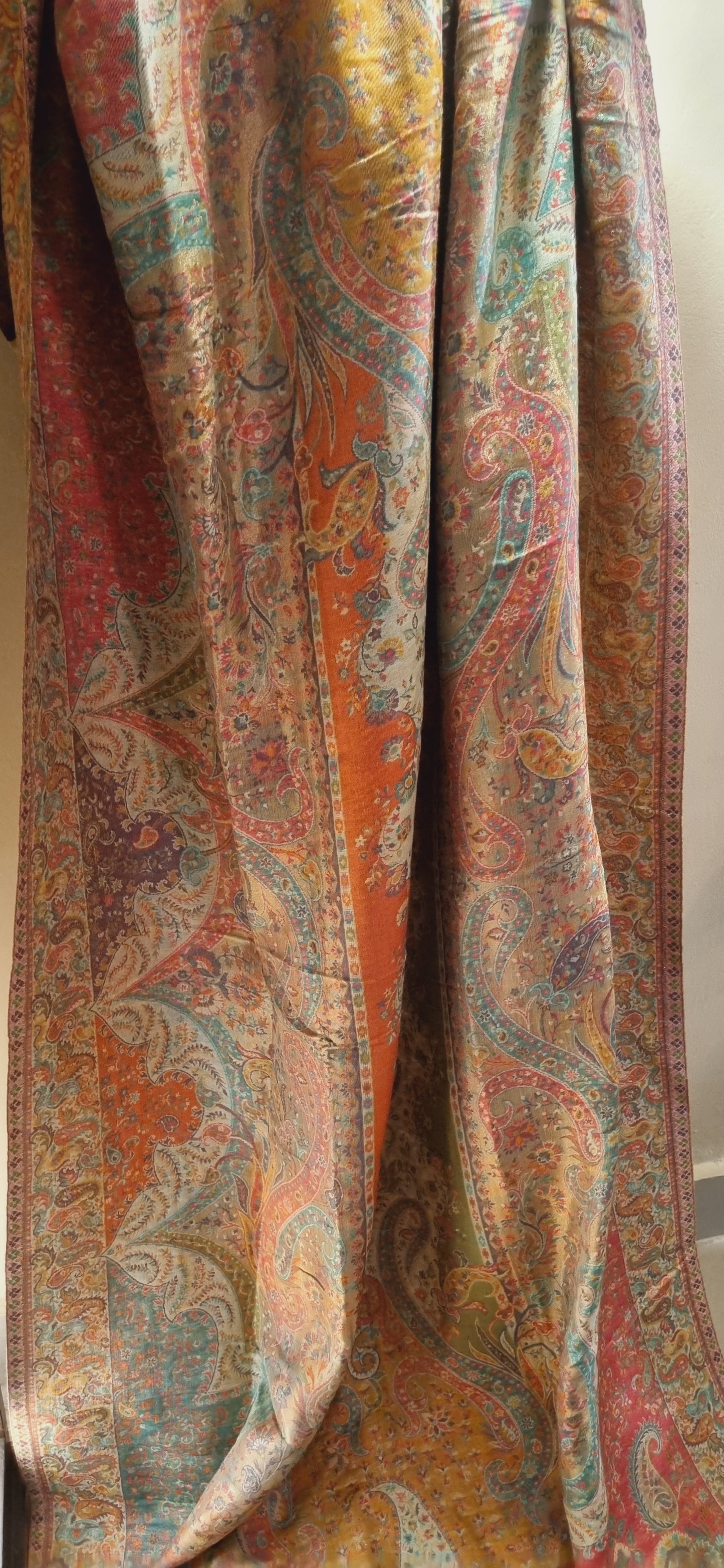 Reversible moonlight gandhara kaani reversible shawl