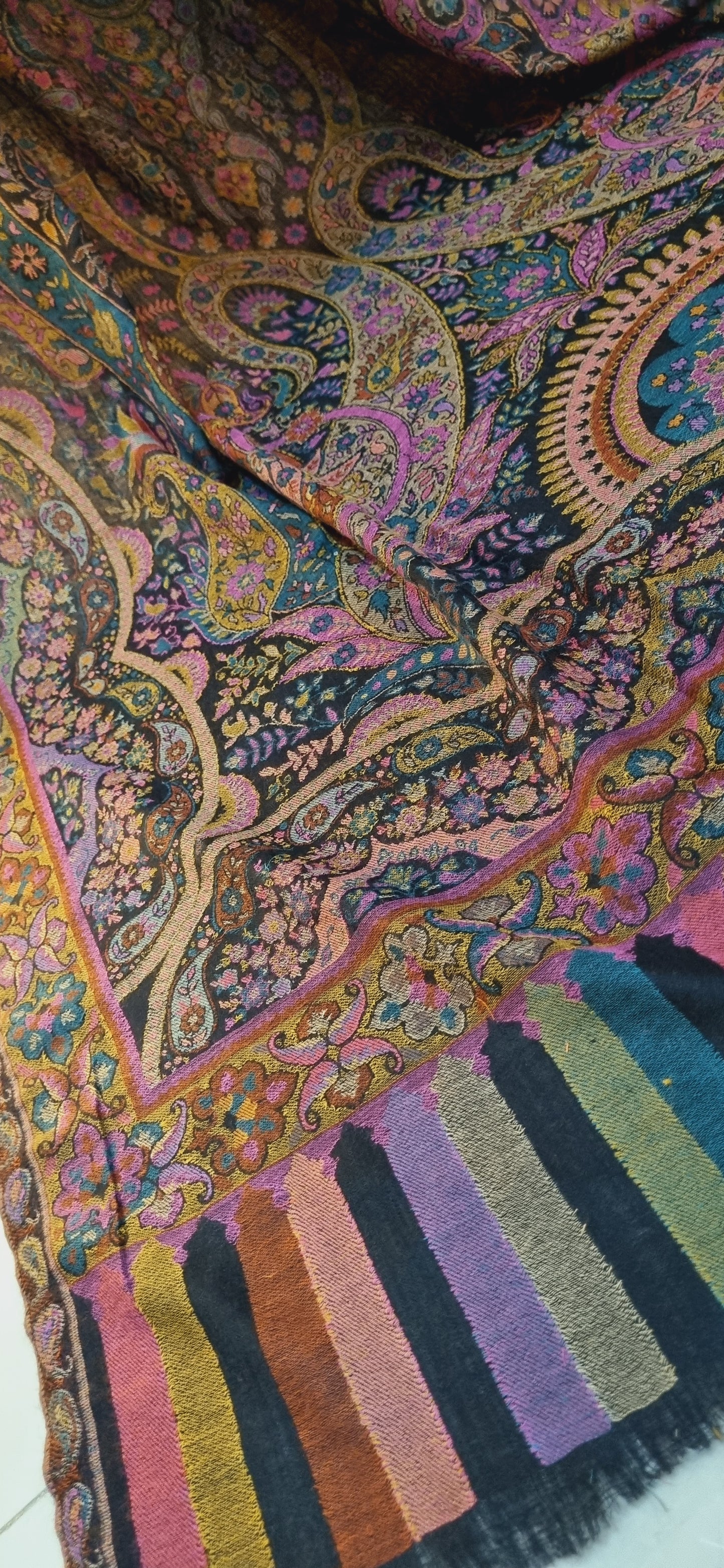 Persian kaani shawl