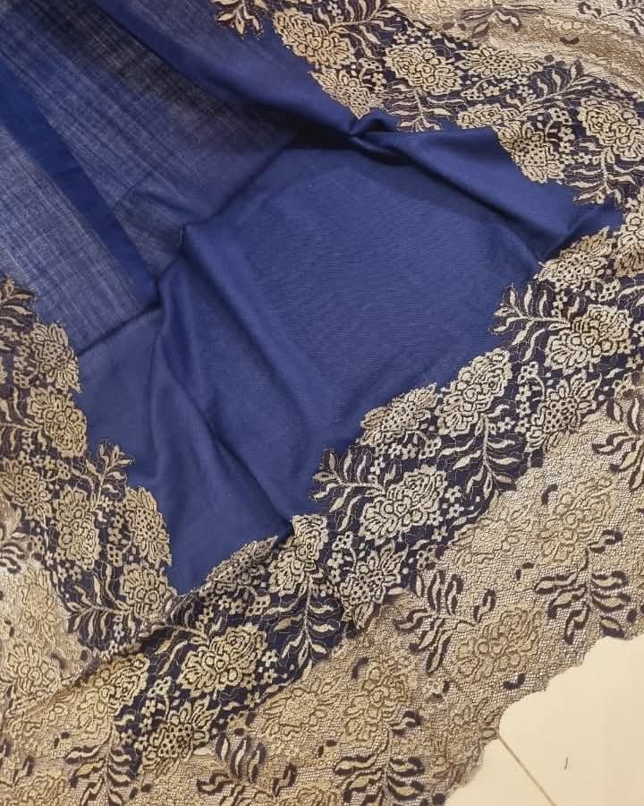 Chantilly shawl: Pashmina