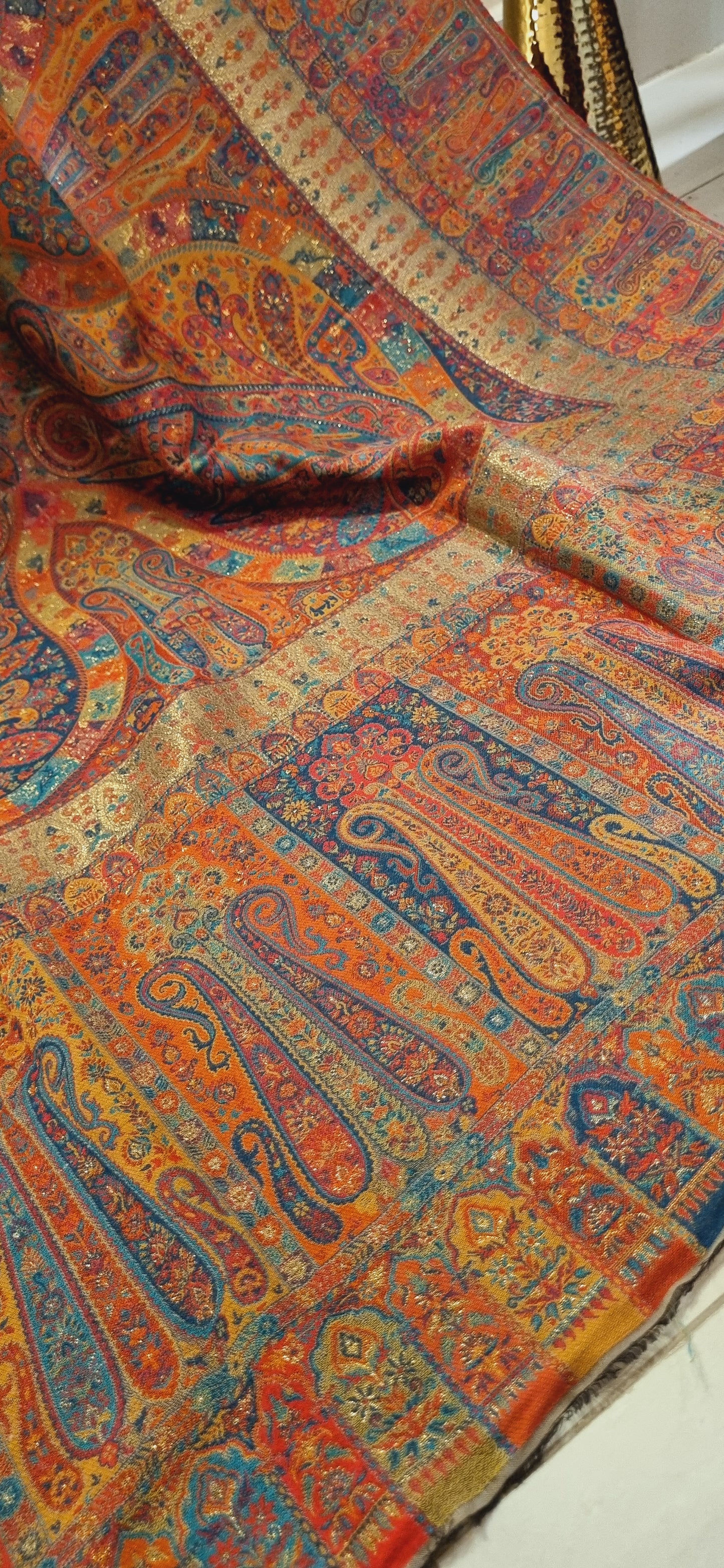 Shahjahani kaani shawl
