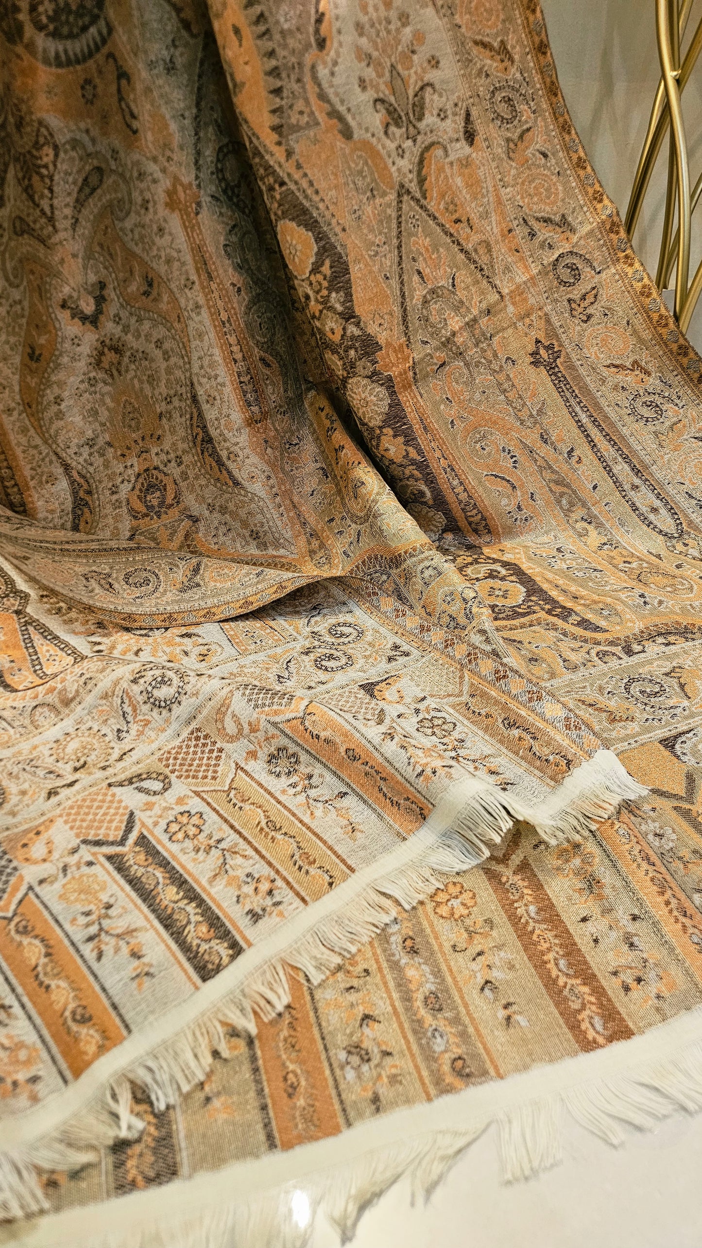 Reversible moonlight gandhara kaani shawl: Pashmina