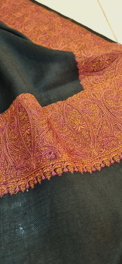 Papermachi pashmina
