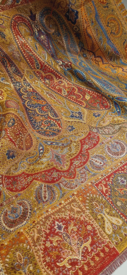 Pashmina kaani with zaree weave