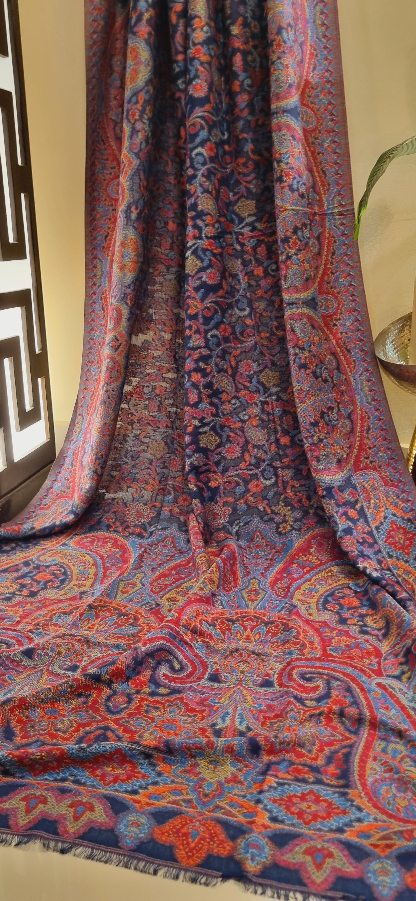 Woollen pashmina kaani shawl