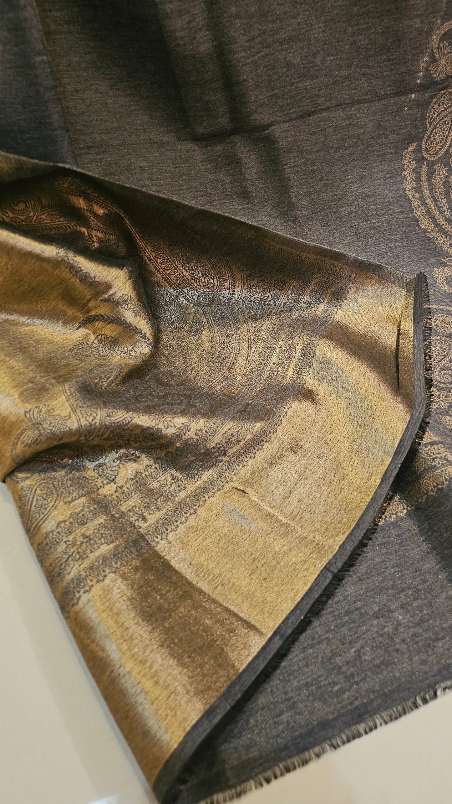 Reversible paper kaani moonlight
