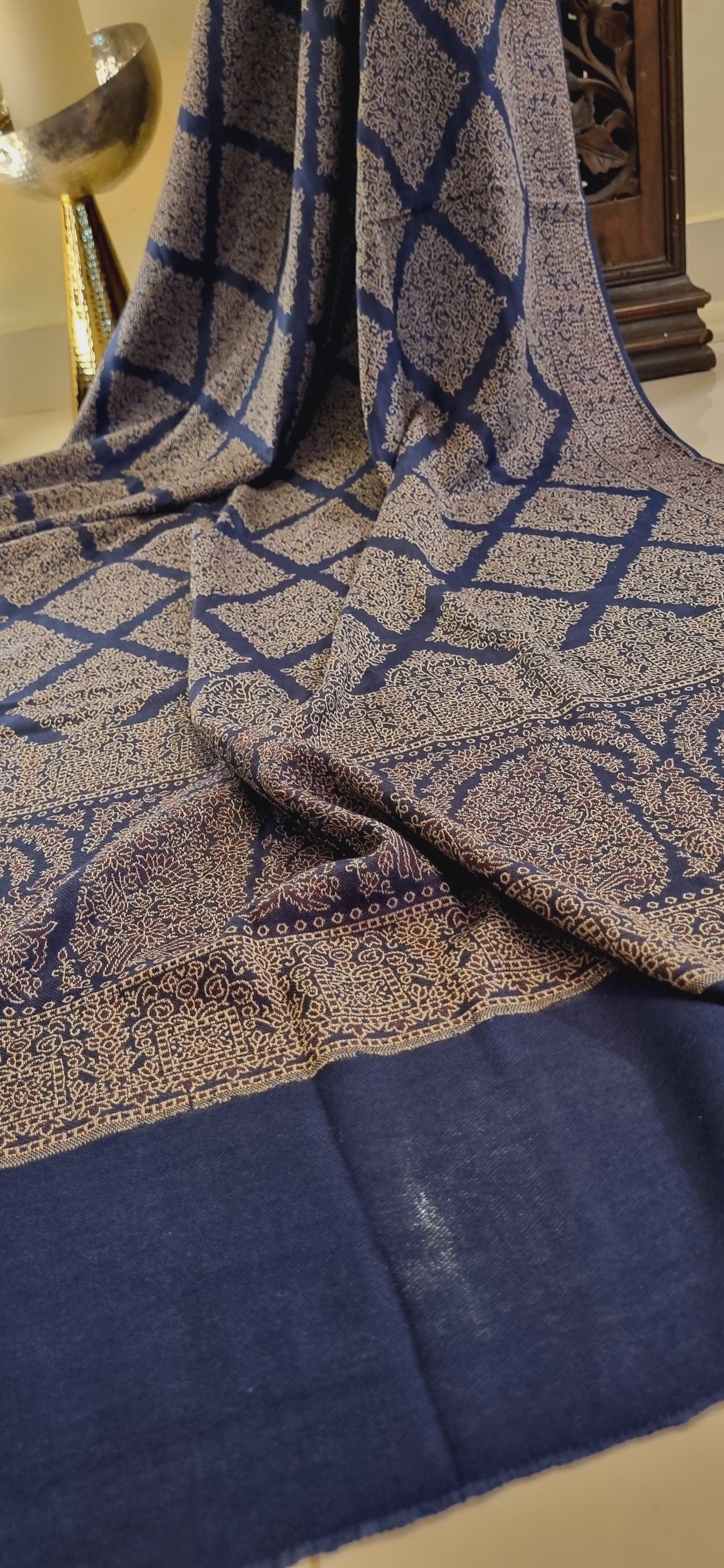 Woollen pashmina kaani shawl