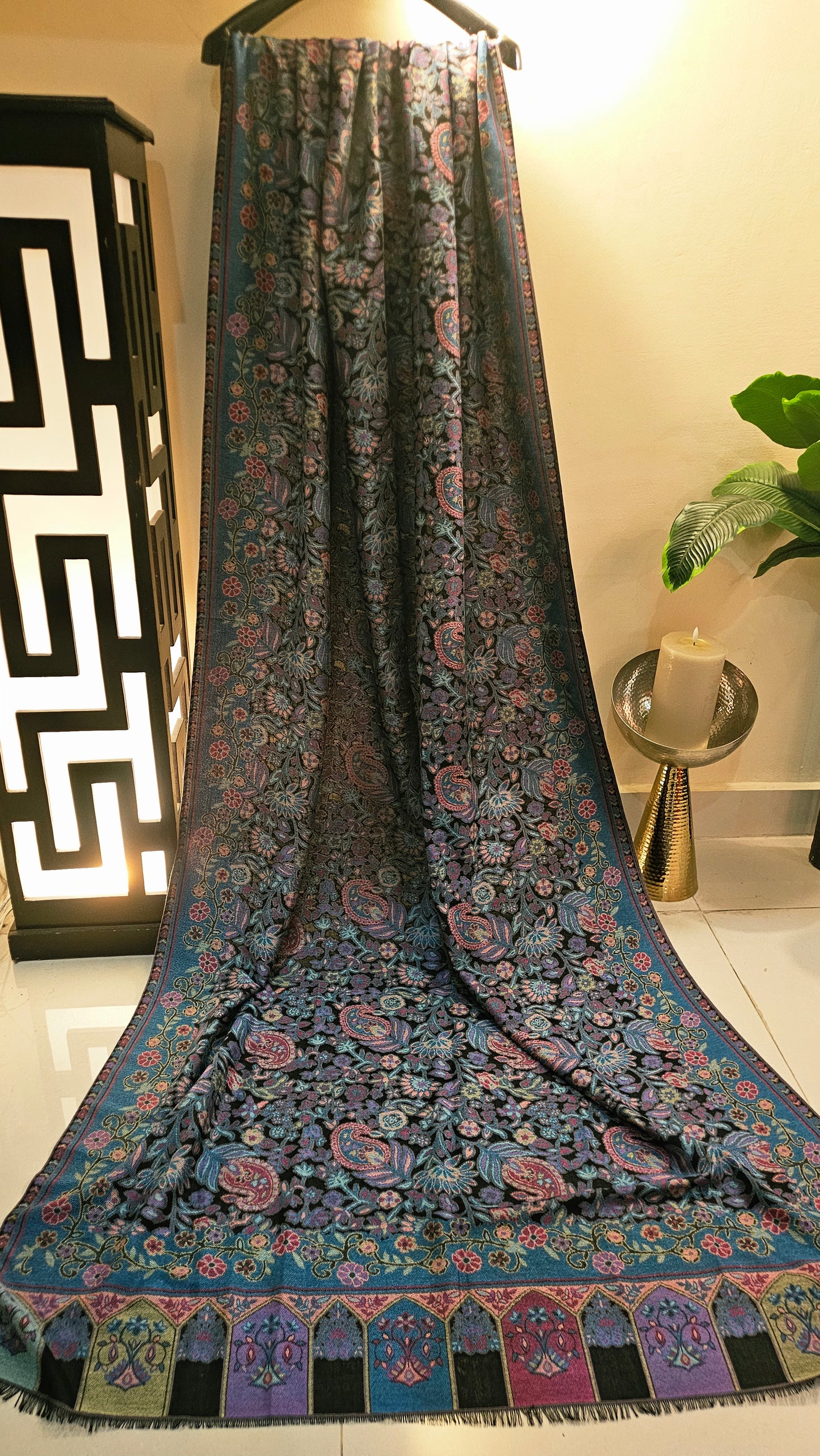 Kaani shawl: woollen pashmina