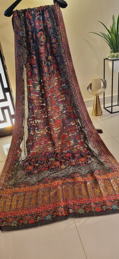 Silk kaani with chantilly
