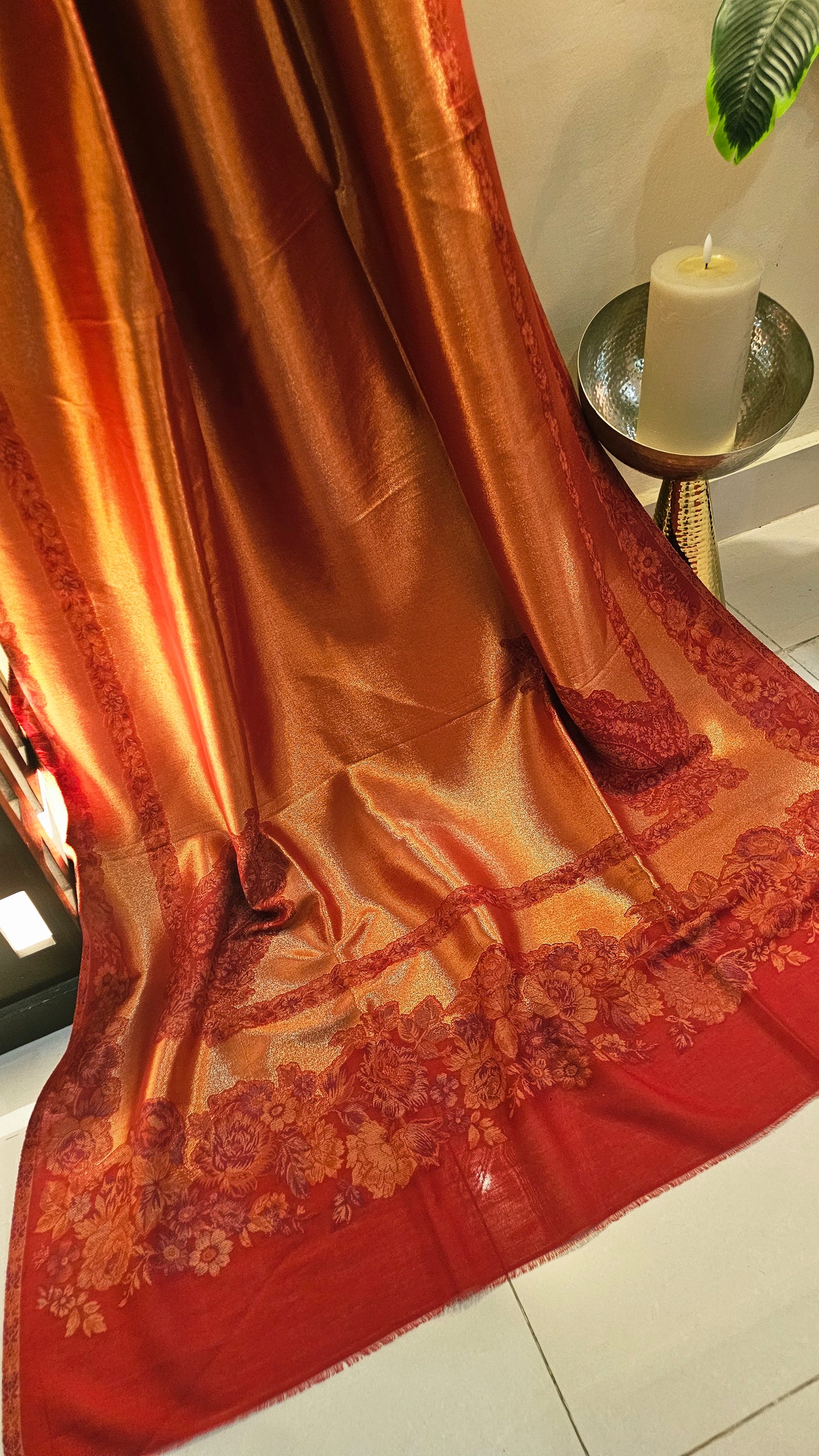 Pyari shawl