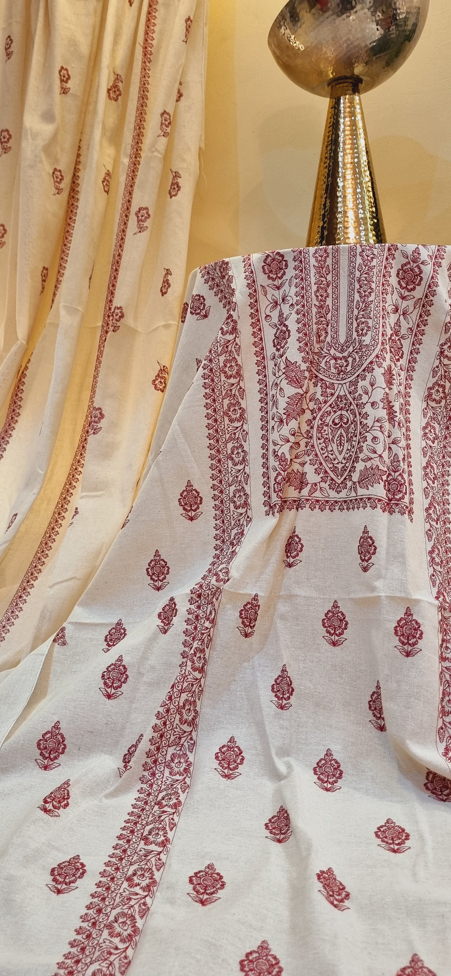 Khaddar karandi embroidered three piece