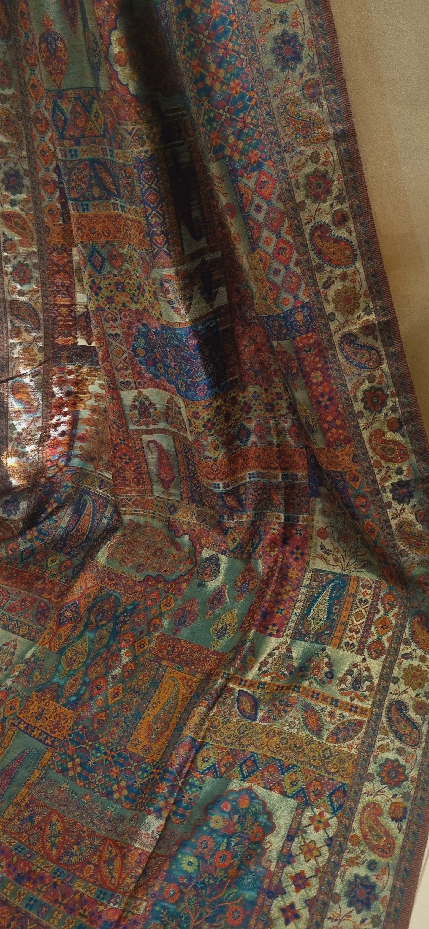 Mariana's moonlight silky pashmina in green