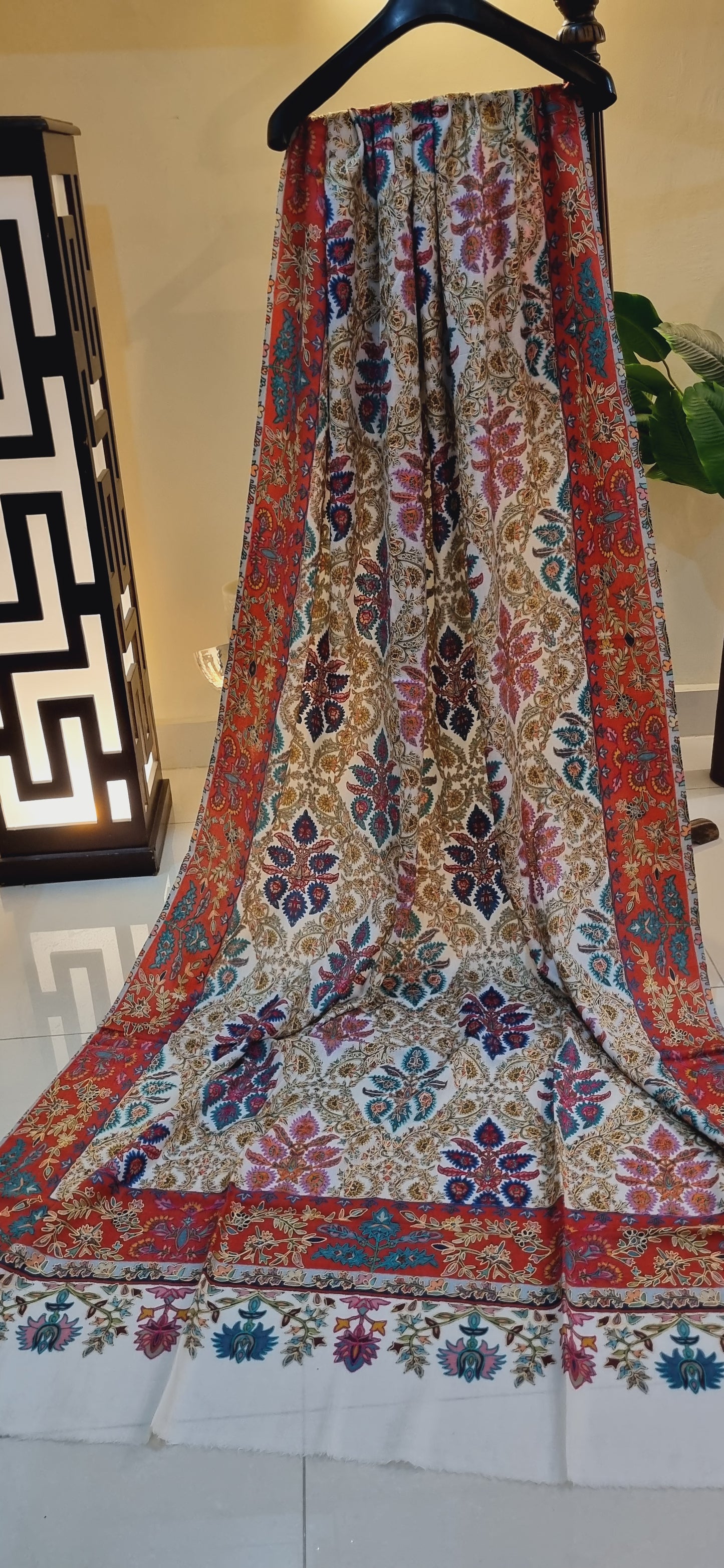 Reelkar pashmina shawl