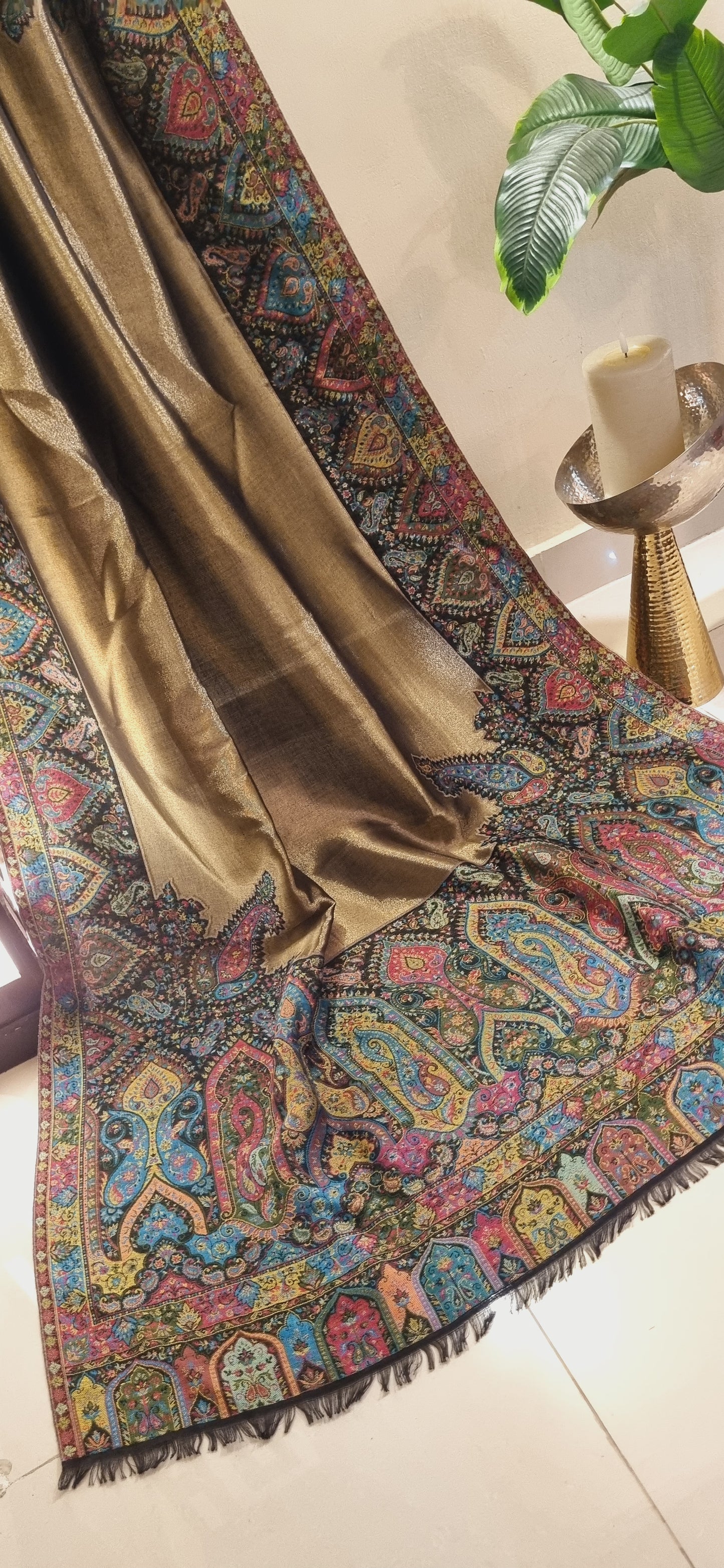 Moonlight gandhara kaani pashmina reversible shawl