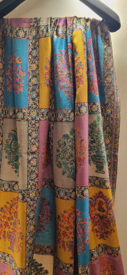 Reelkar embroidered kaani: Toosh