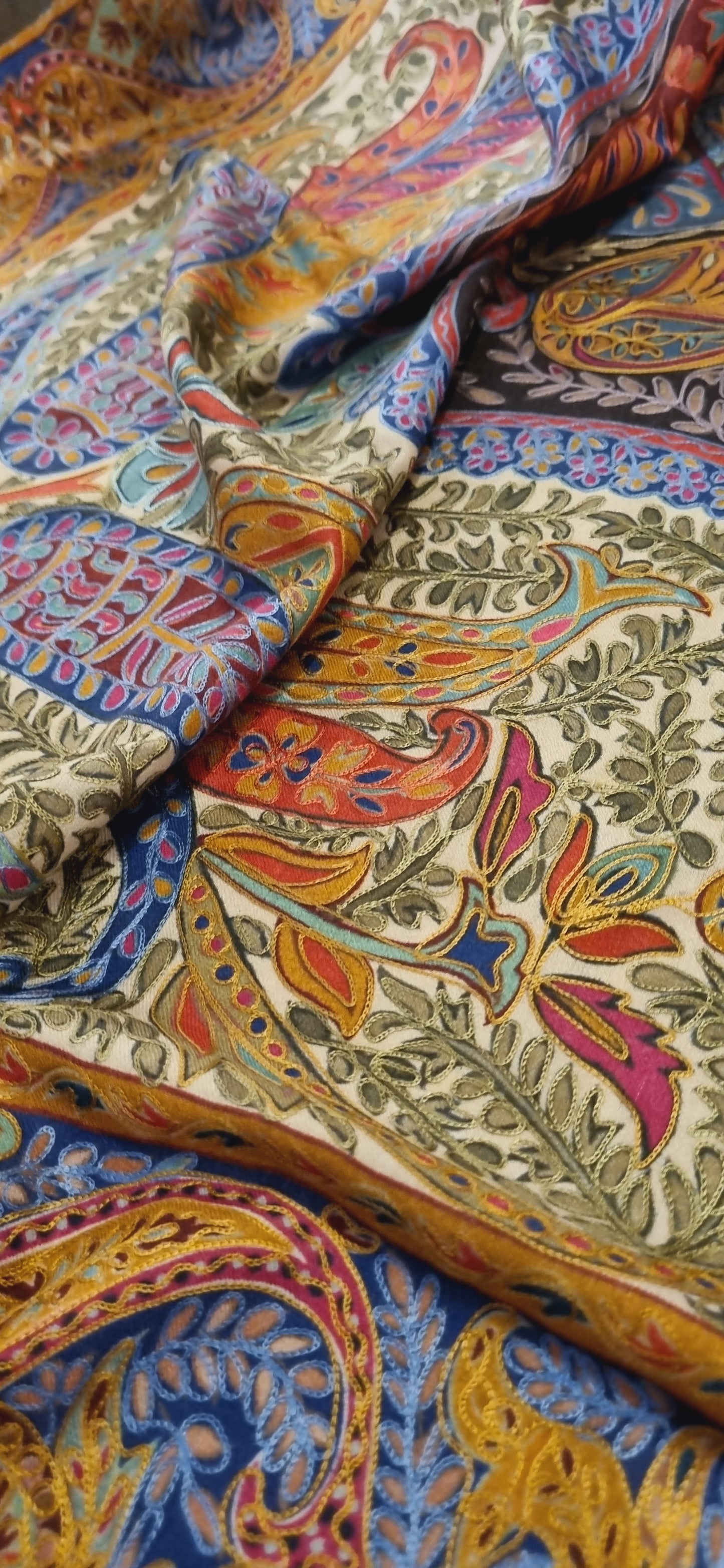 Reelkar pashmina shawl