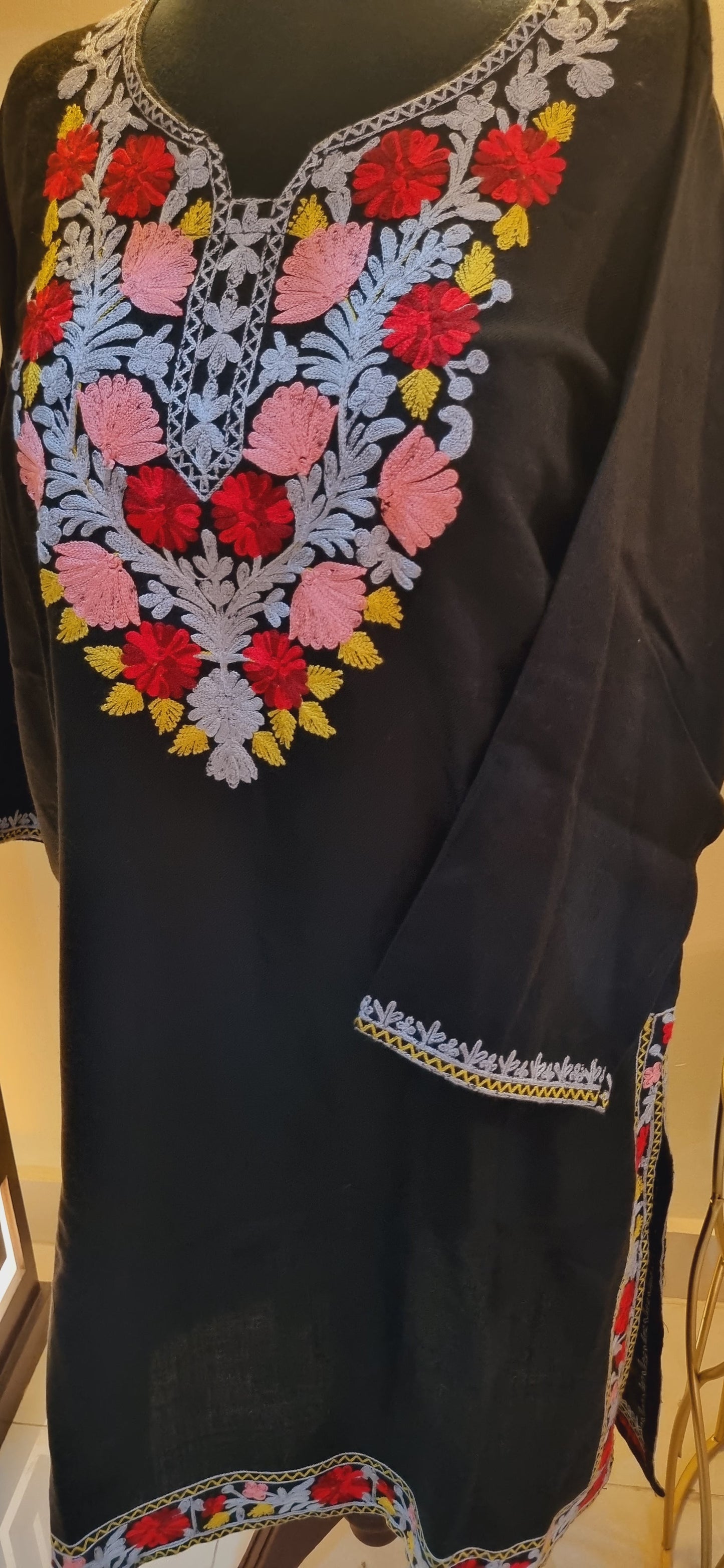 Embroidered kurta