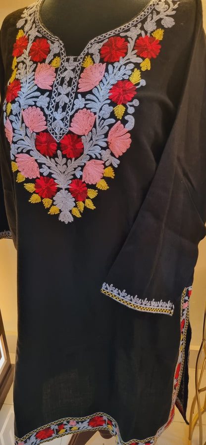 Embroidered kurta