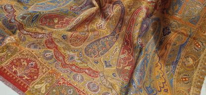 Pashmina kaani with zaree weave