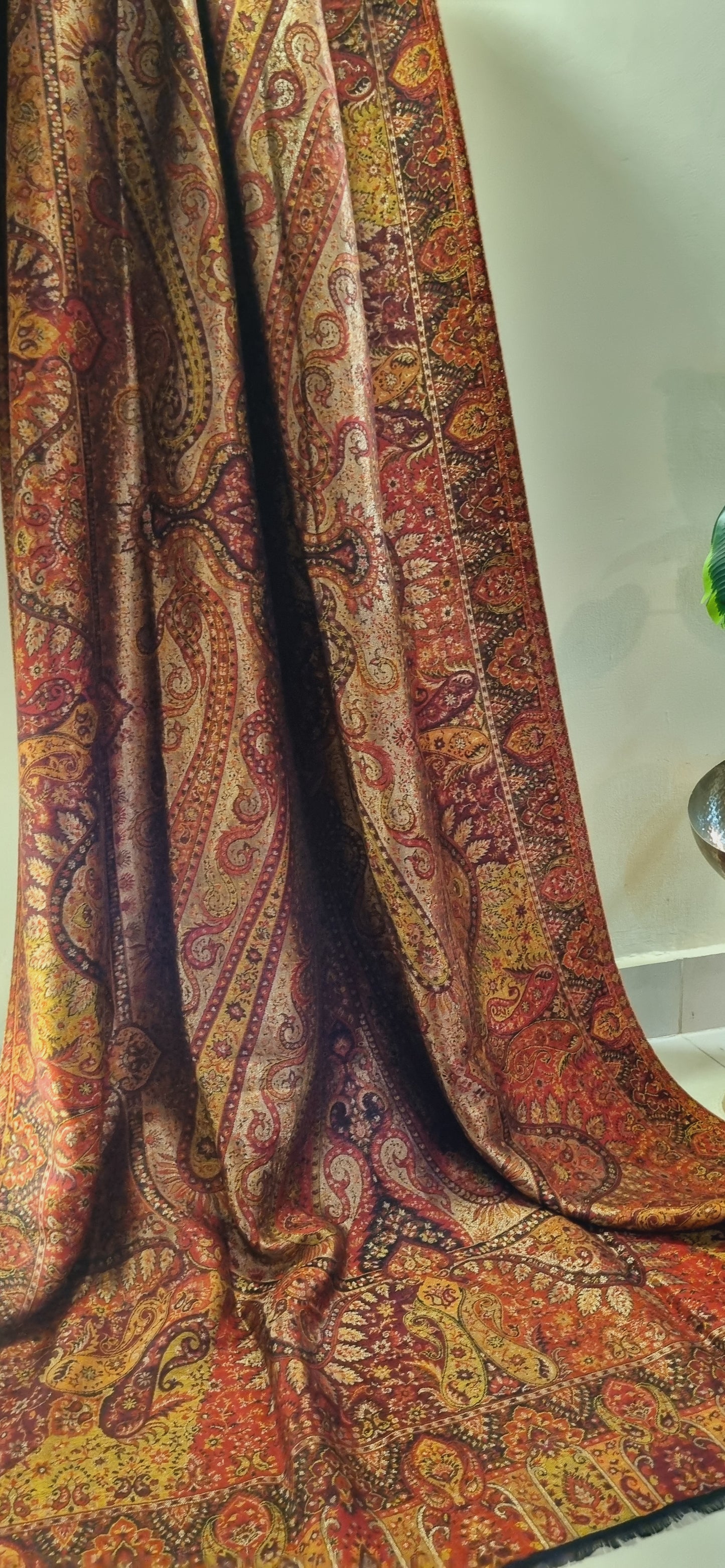Reversible moonlight gandhara kaani shawl
