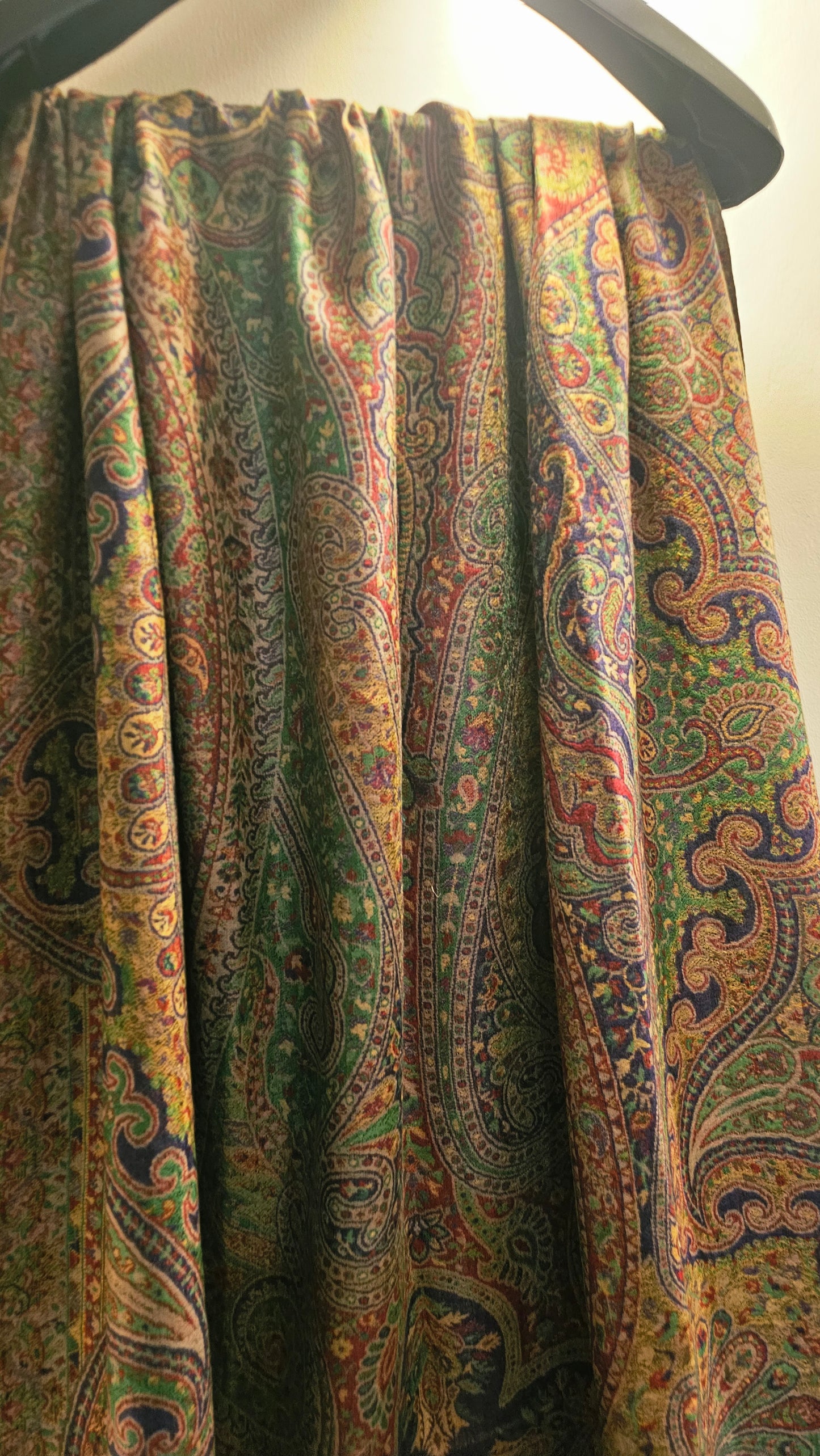 Reversible Persian kaani: Pashmina