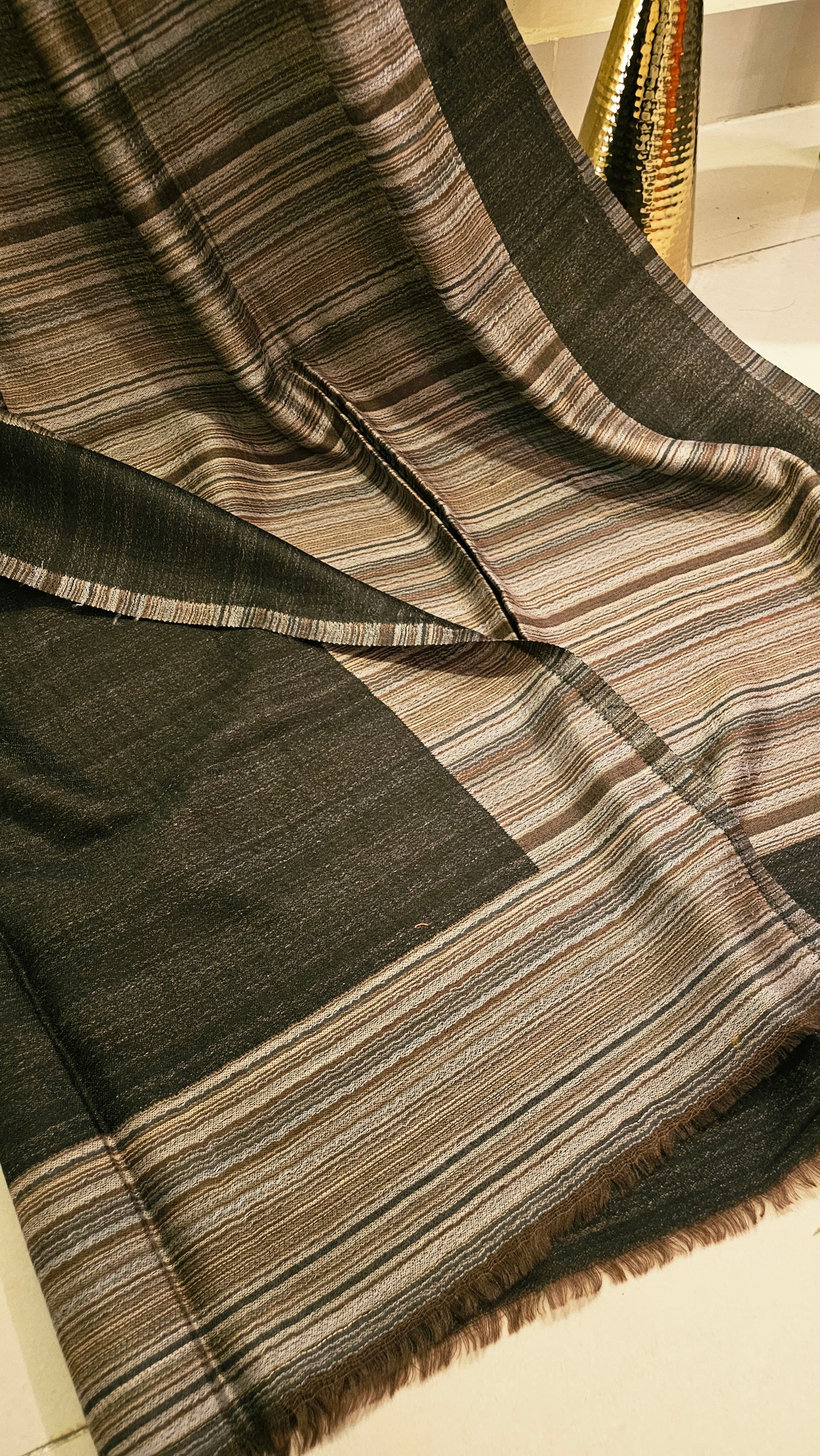 Reversible kaani shawl:toosh