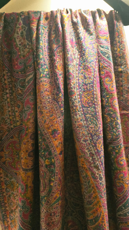 Reversible Persian kaani: Pashmina