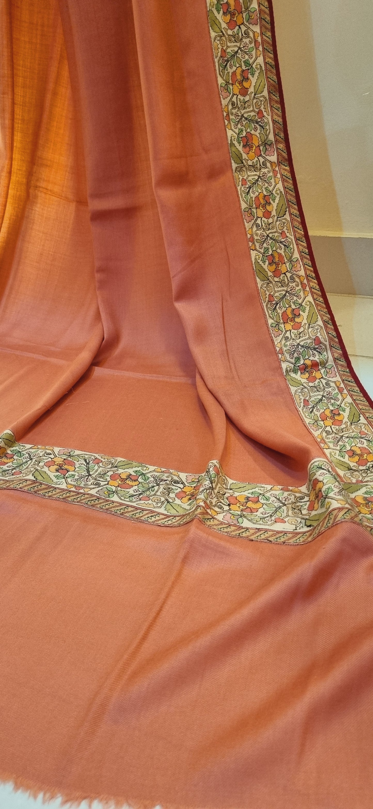 Pashmina shawl with kalamkar border