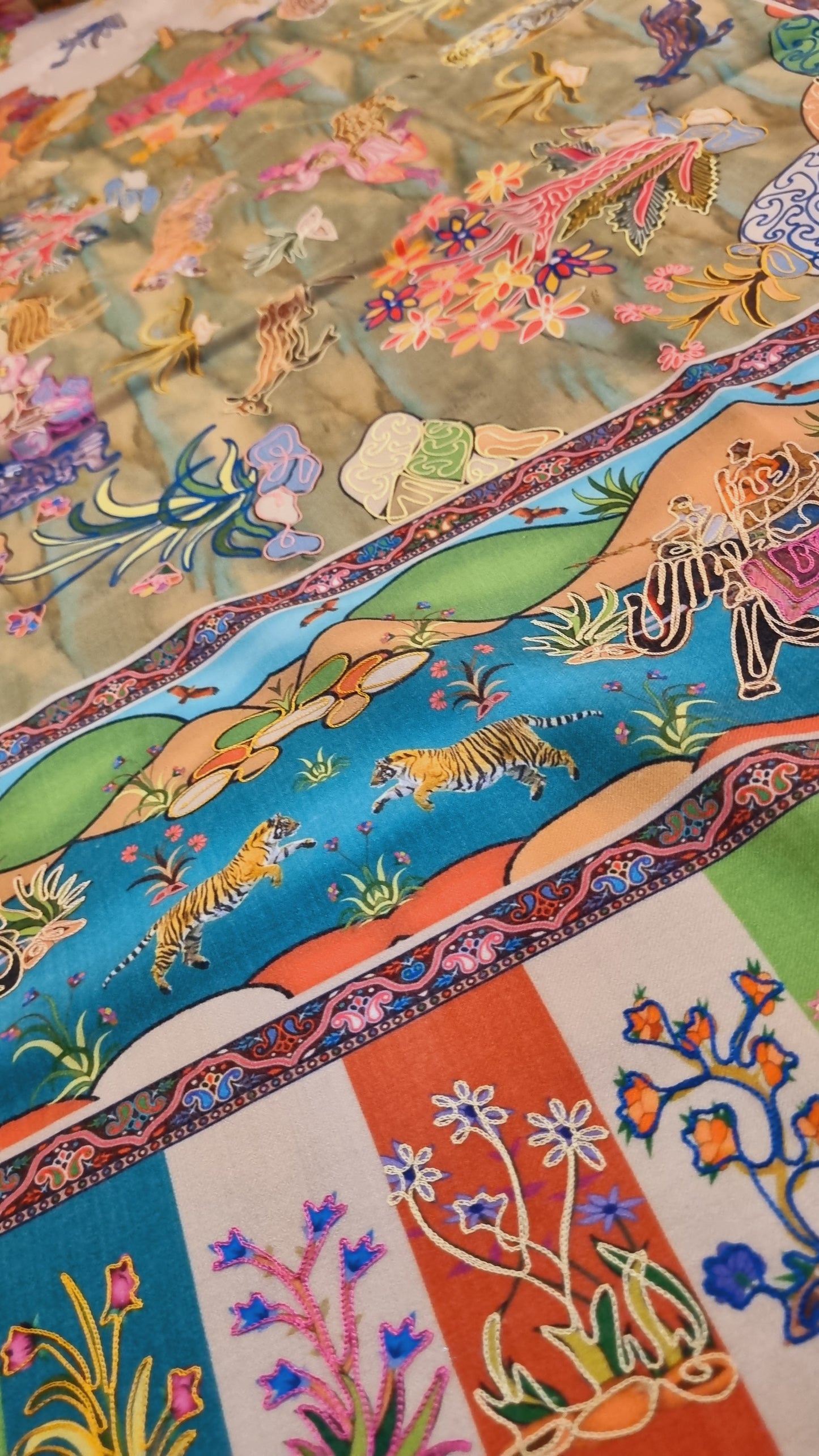 Shikargah reelkar shawl