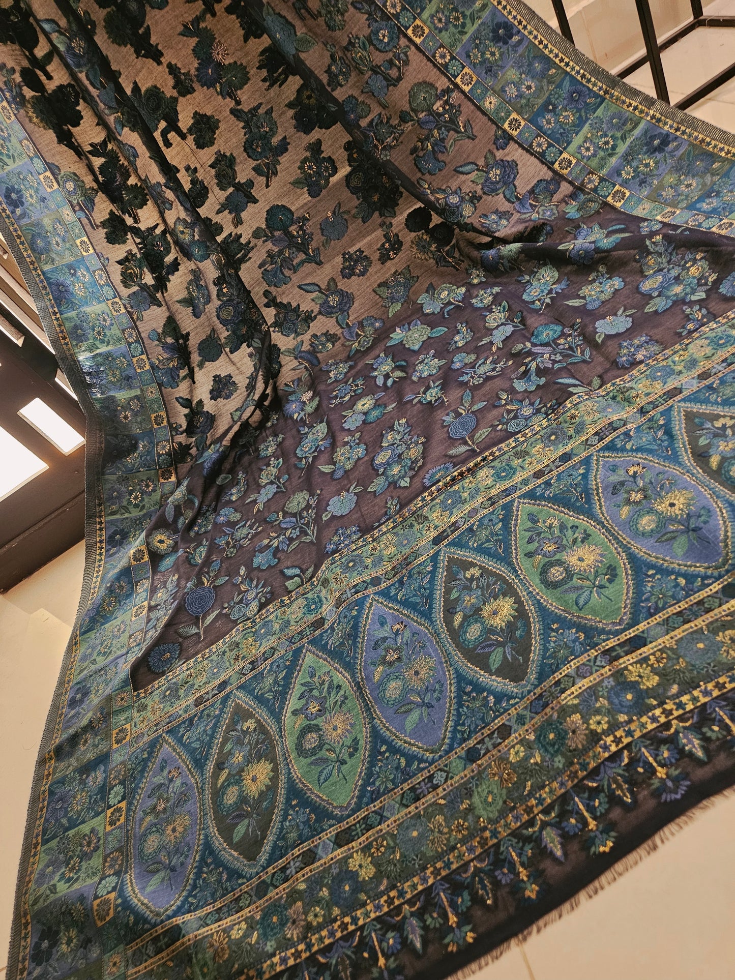 Silk kaani shawl