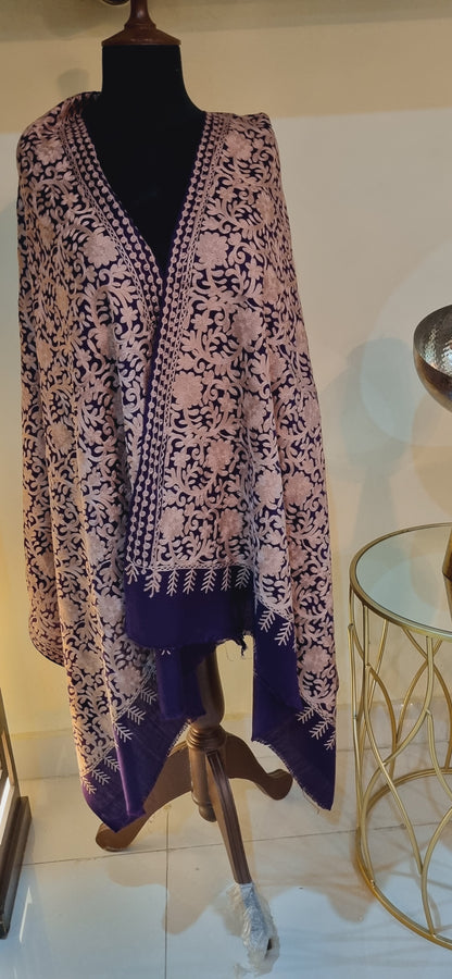 Embroidered minishawl