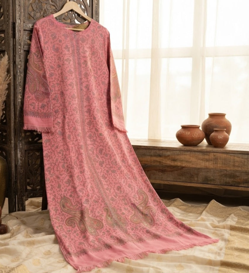 Hand embroidered kaftan: woollen pashmina