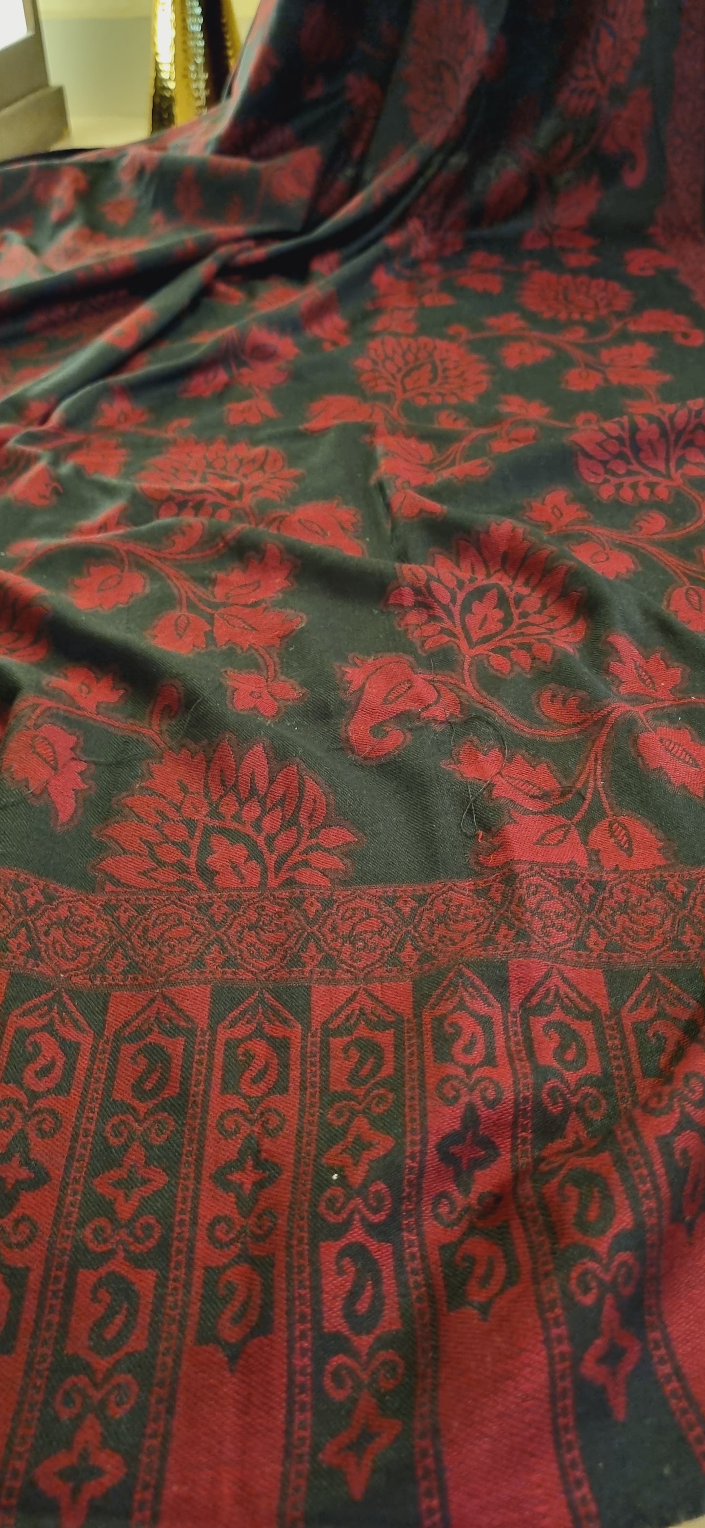 Woollen pashmina kaani shawl