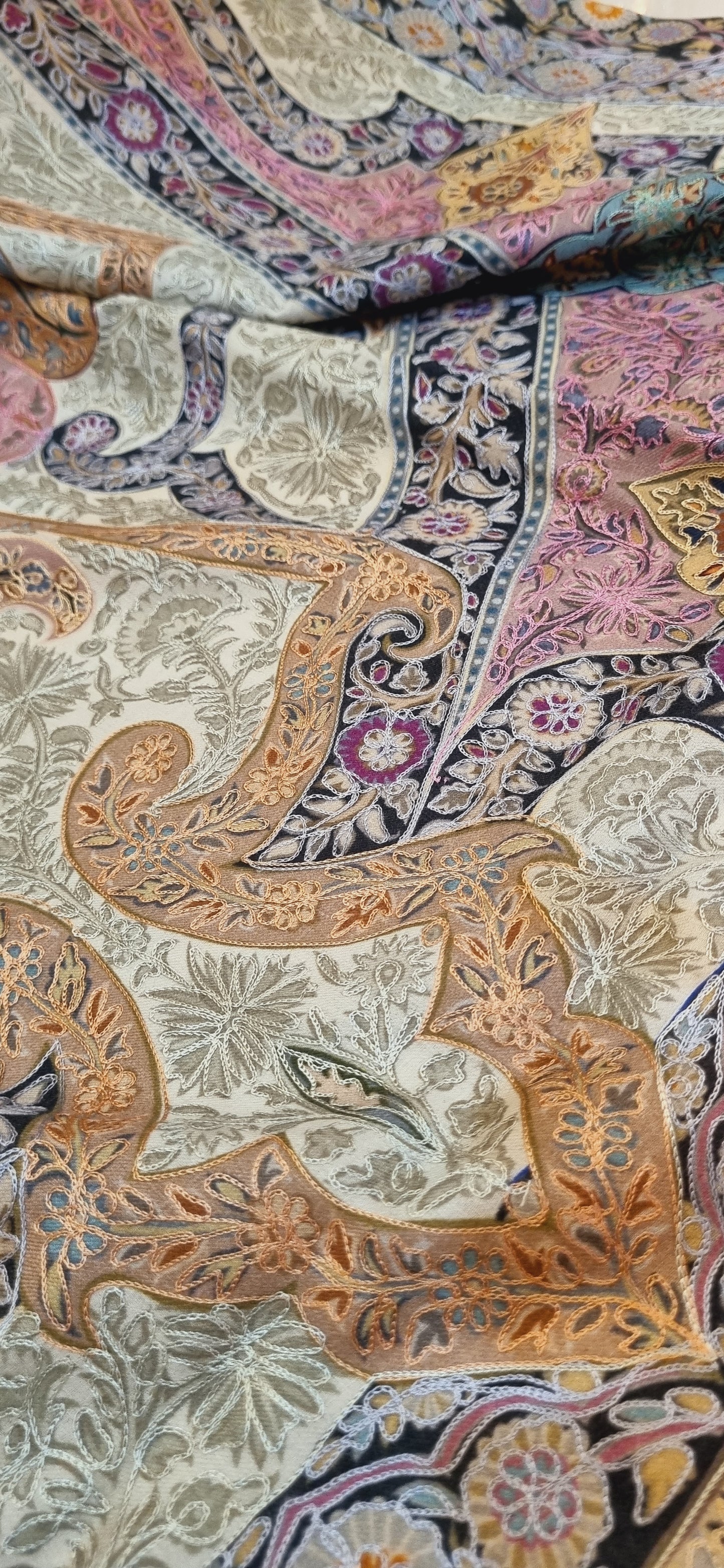 Reelkar pashmina shawl