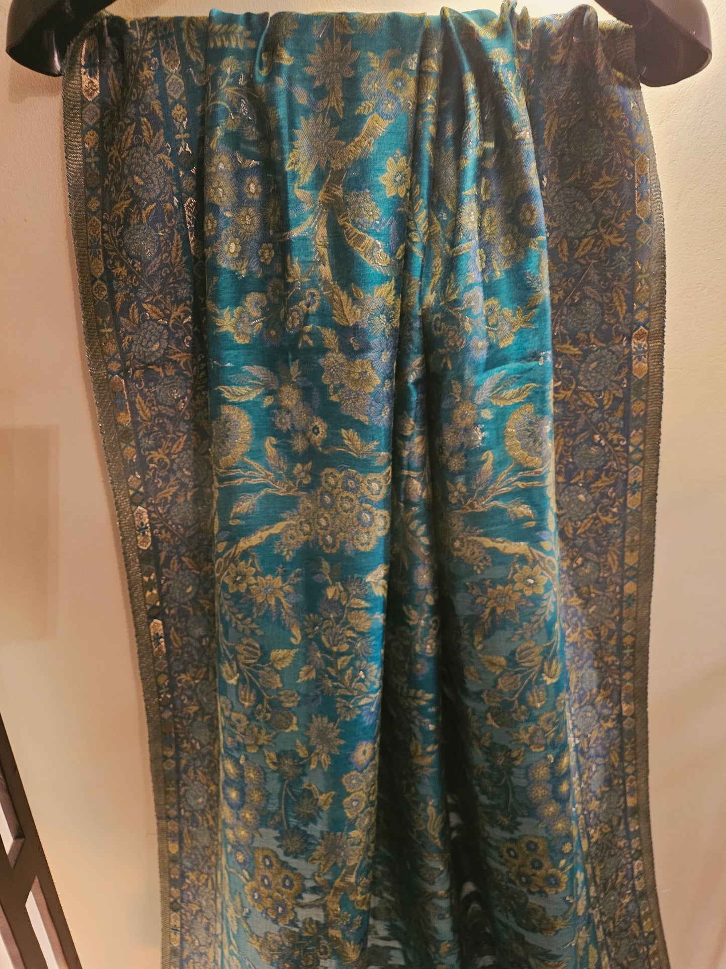 Silk kaani shawl