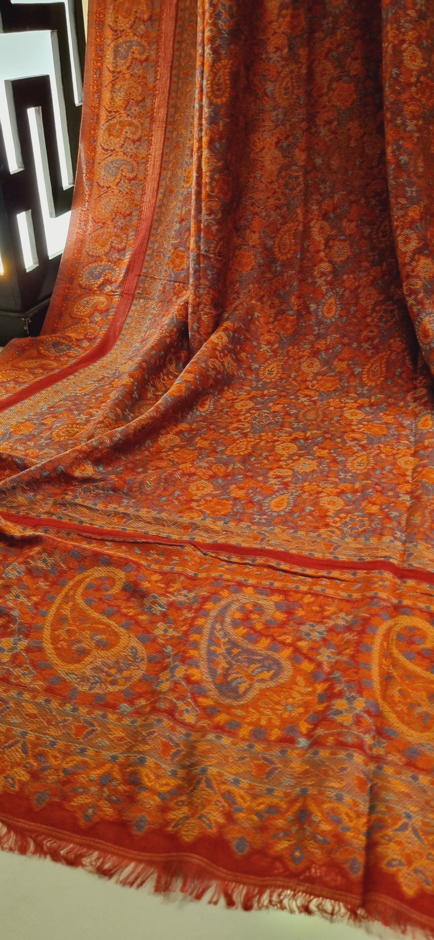 Woollen pashmina kaani shawl