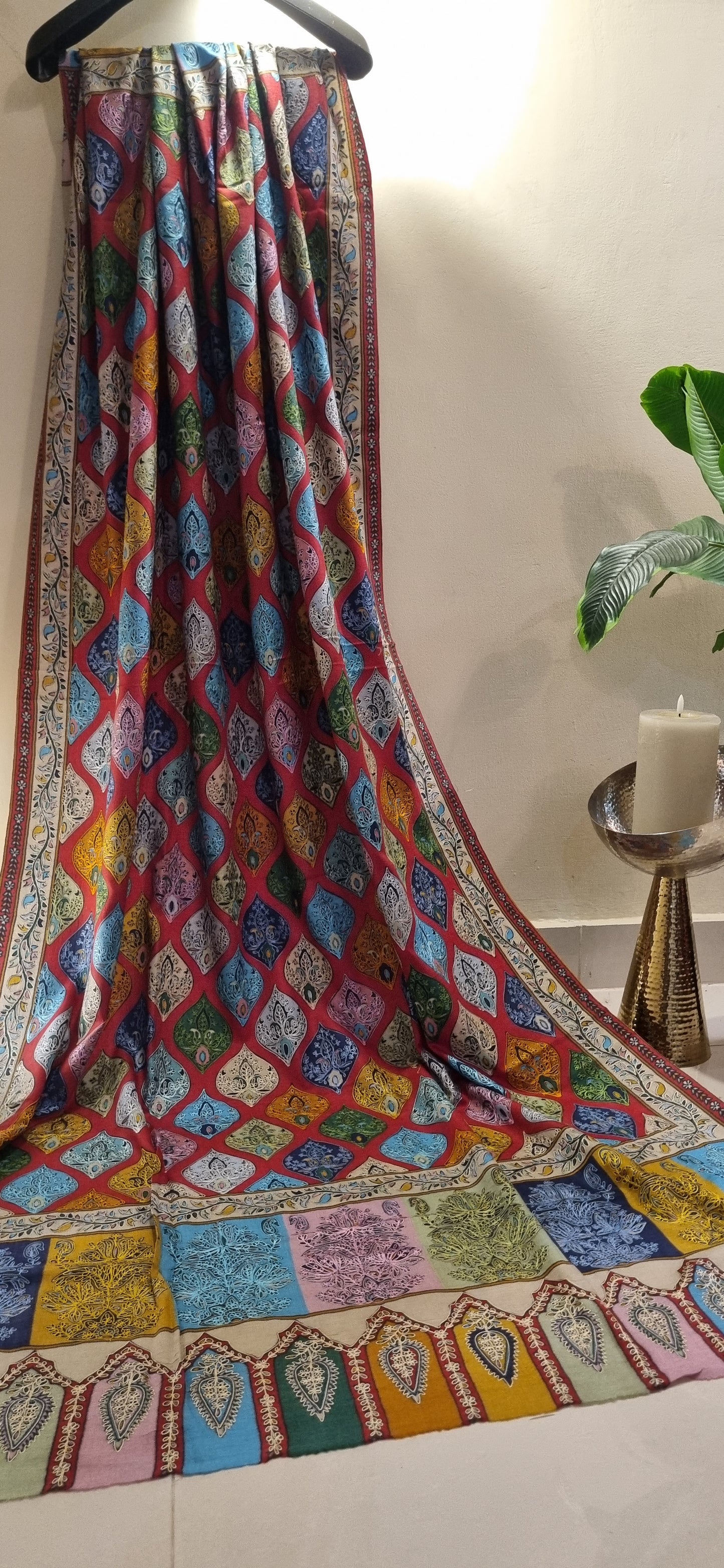 Reelkar embroidered pashmina