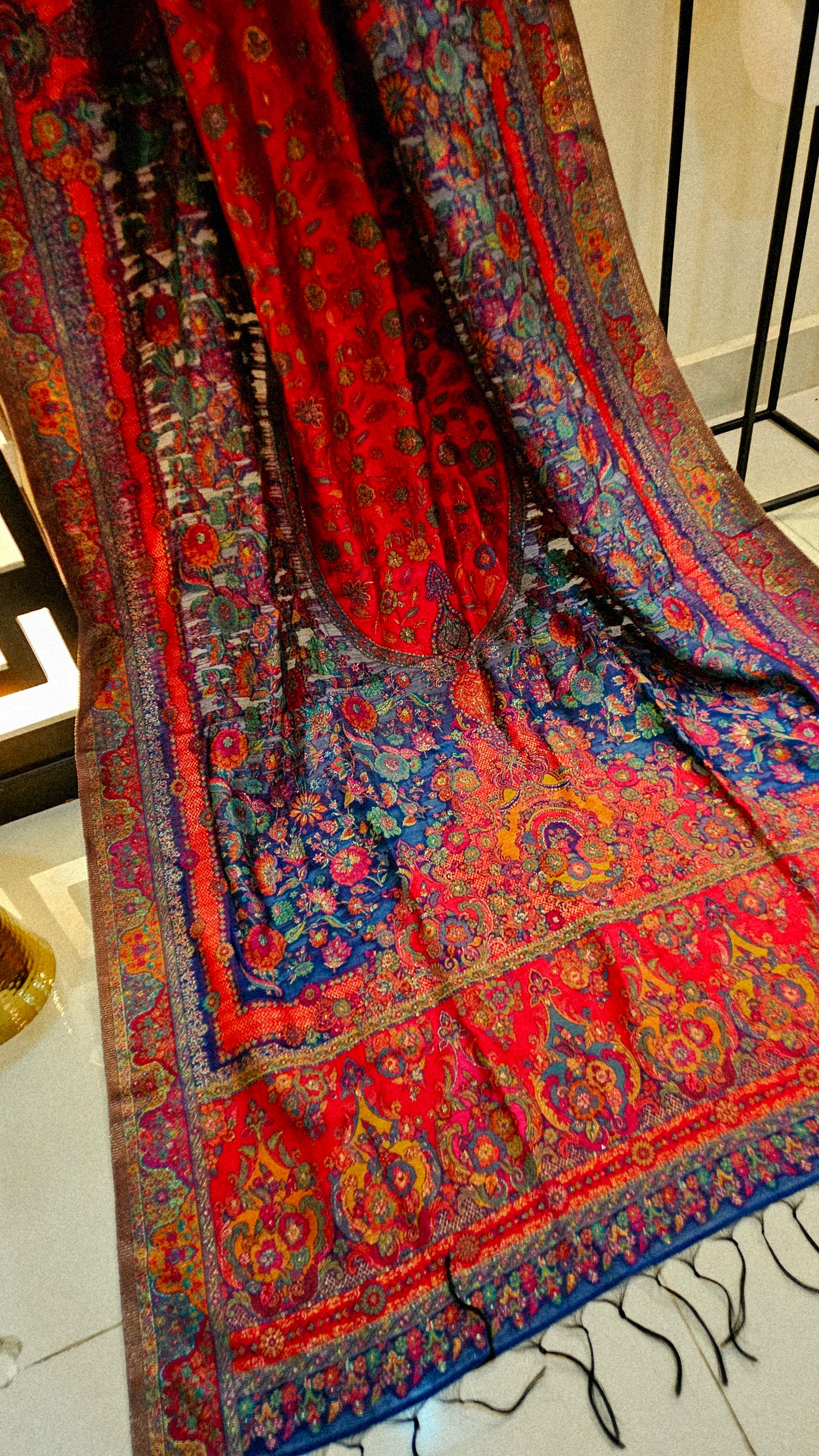 Silk kaani shawl