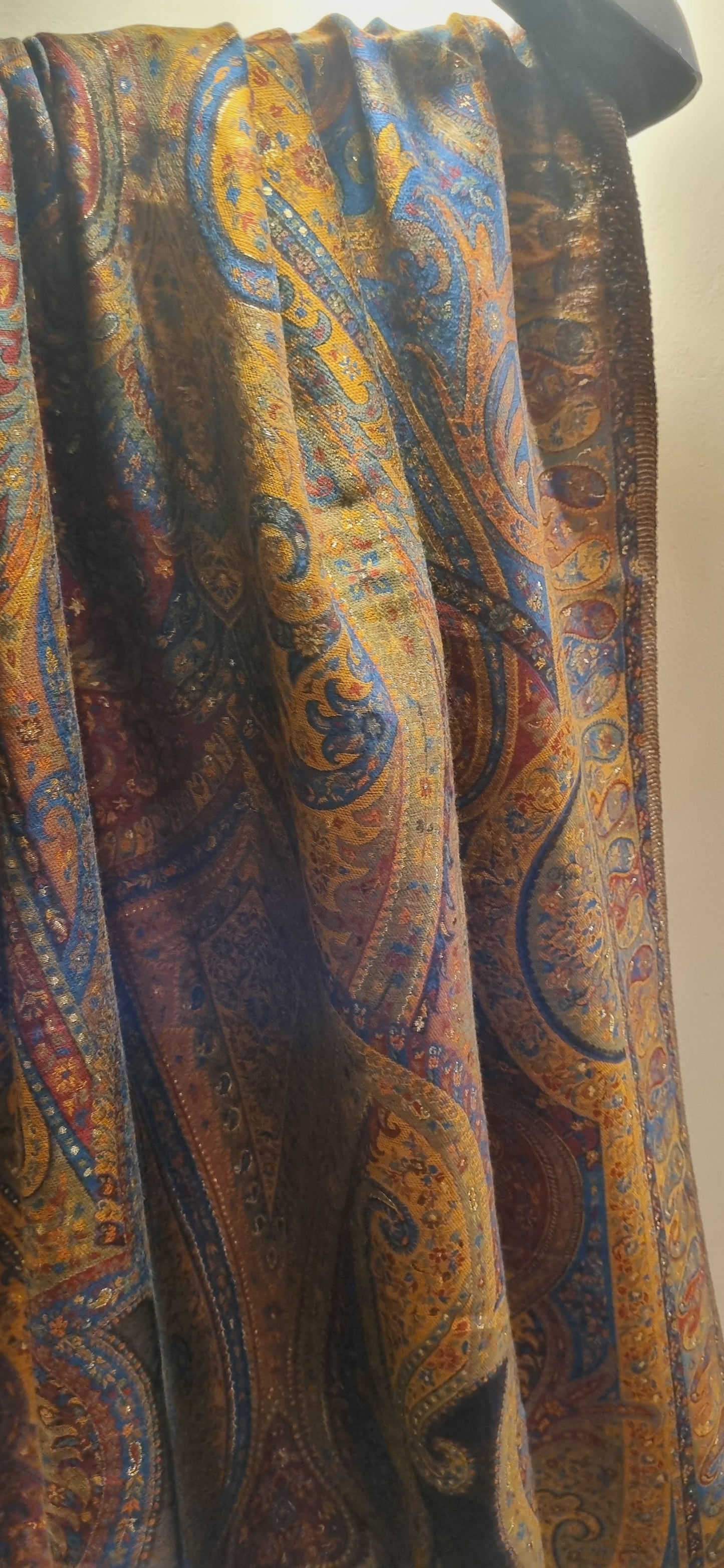 Silk kaani shawl