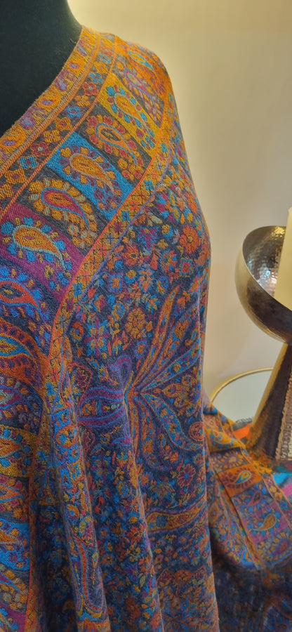 Toosh kaani shawl
