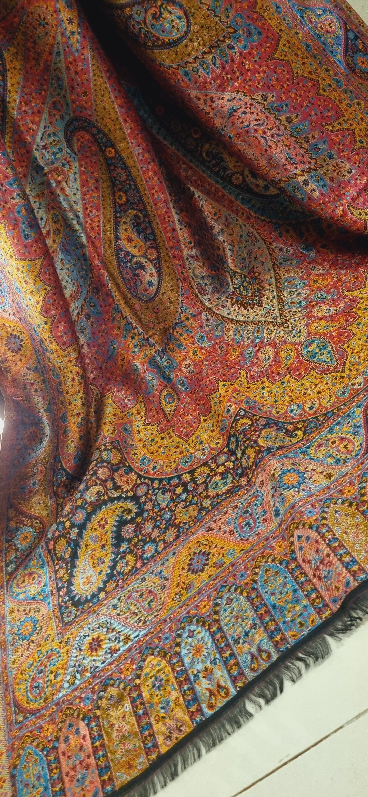 Reversible Moonlight gandhara kaani pashmina shawl