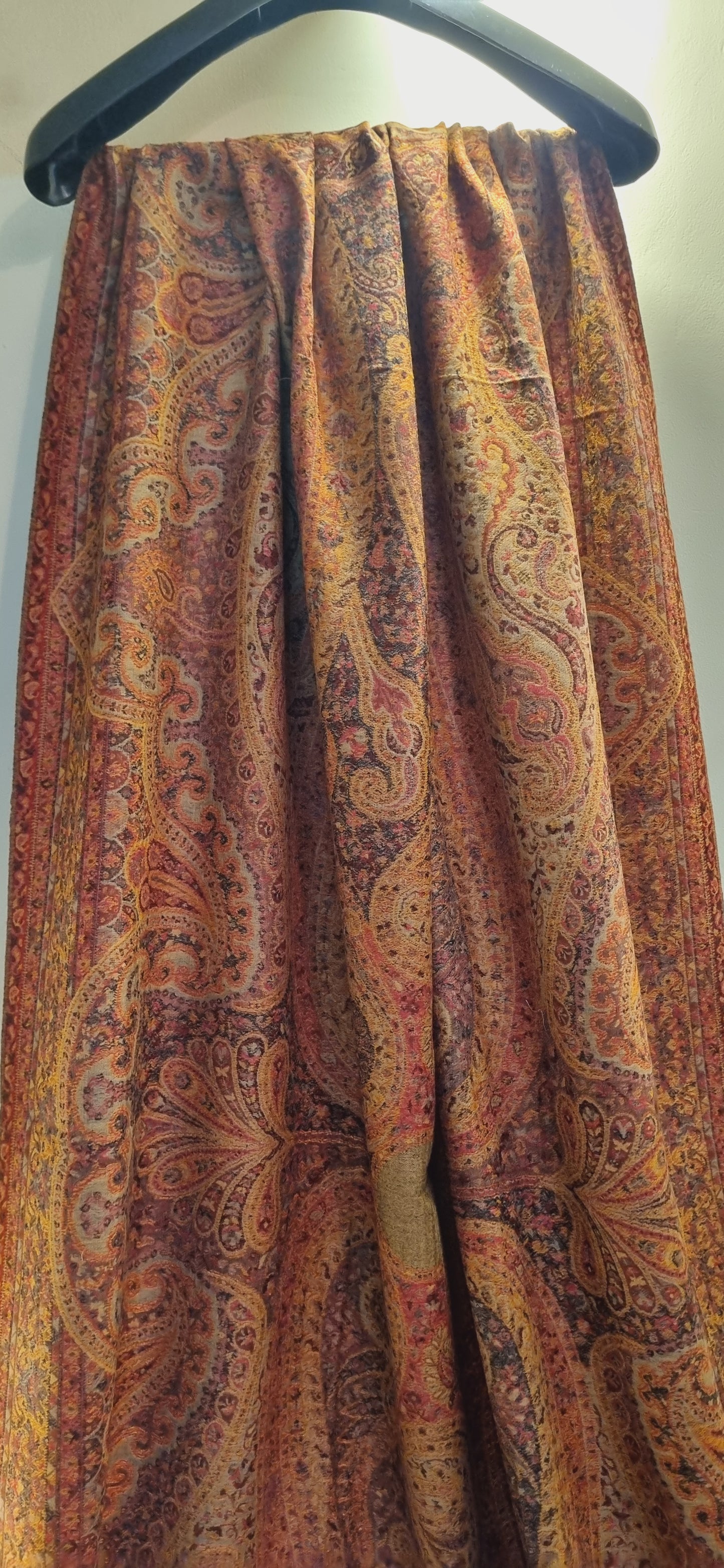 Reversible persian kaani shawl code 2001