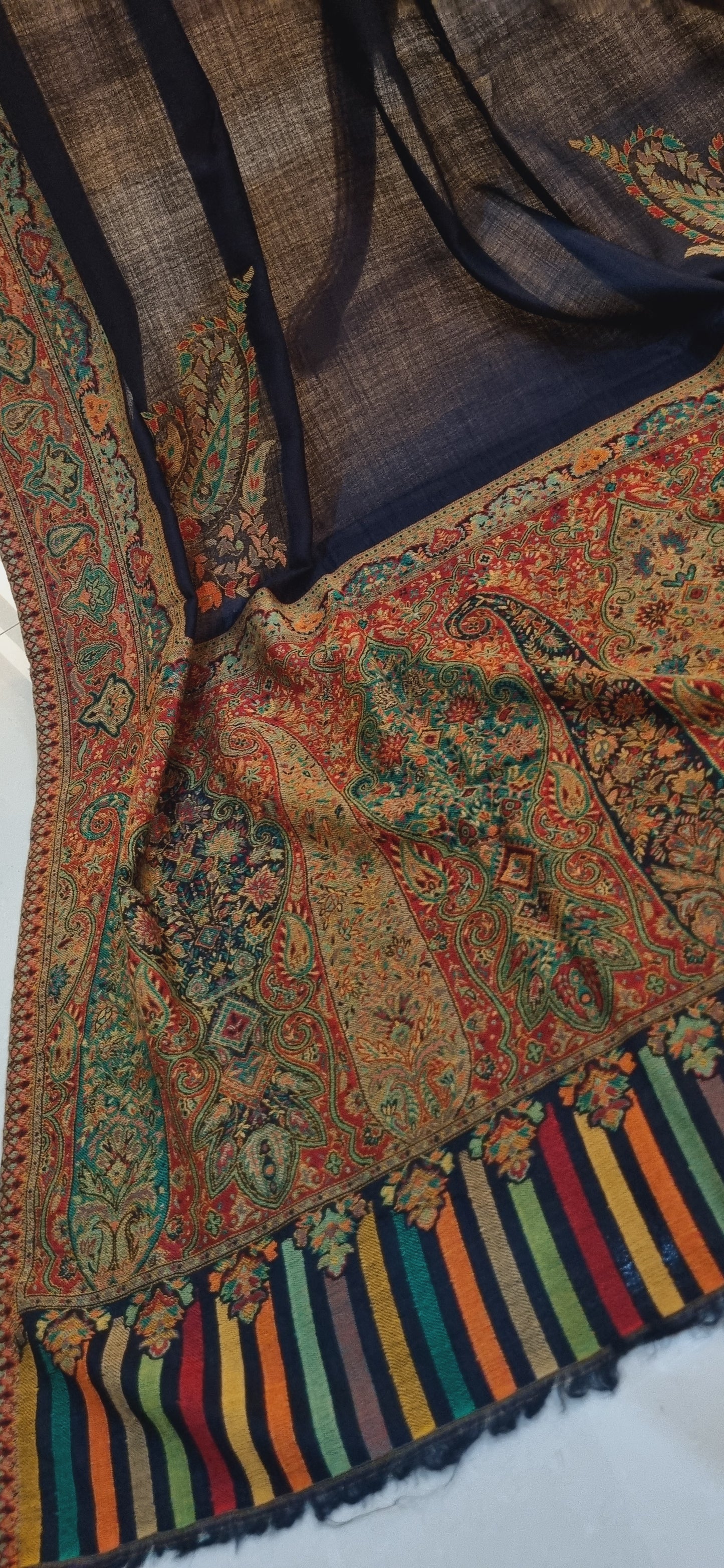 Toosh kaani shawl