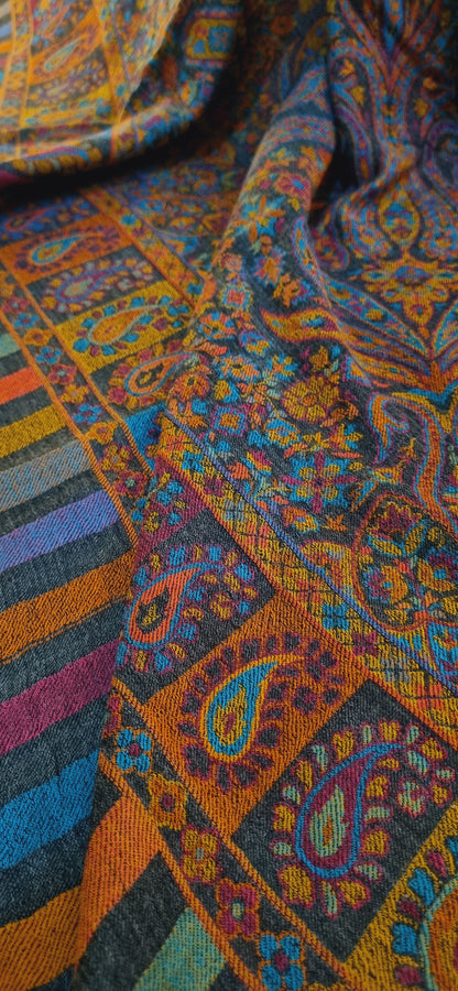Toosh kaani shawl