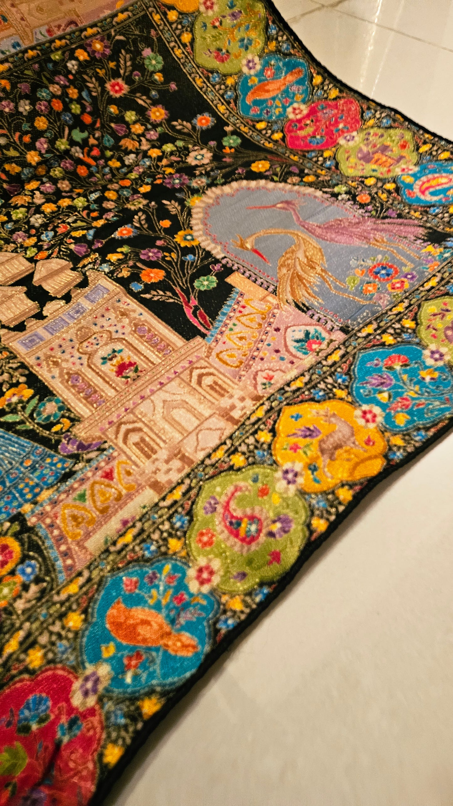 Meenakari minishawl: patola silk
